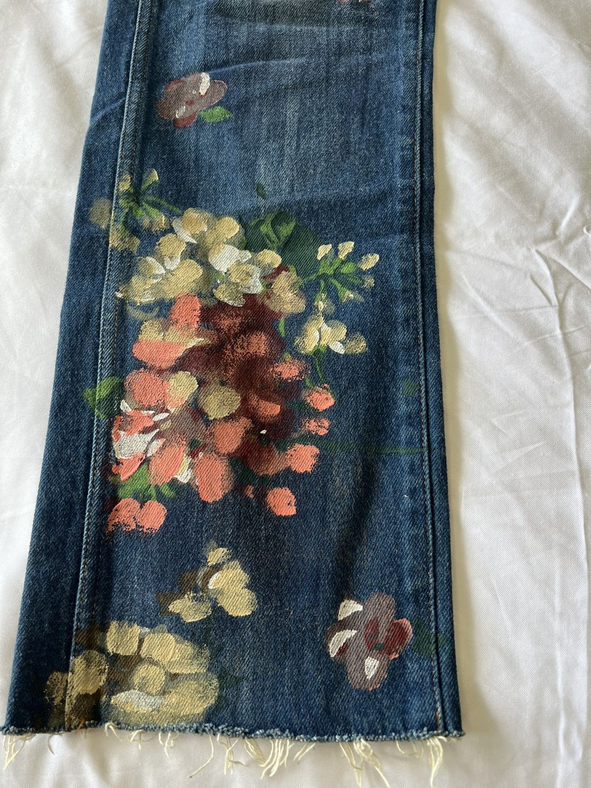 Gucci Gucci floral painted denim Size US 31 - 6 Thumbnail