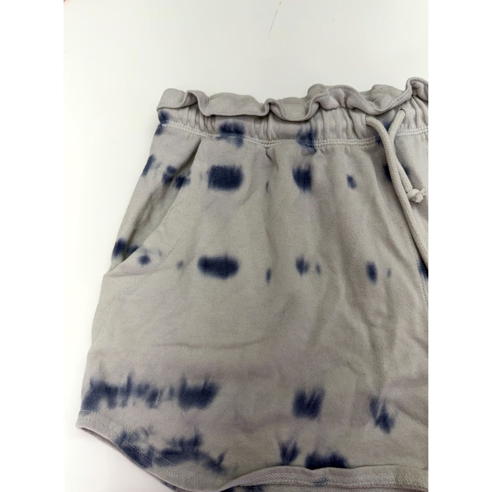 Vintage Universal Threads Womens Shorts XL White Blue Tie Dye Drawstring Activewear Regular Fit Size 40" / US 18 - 2 Thumbnail