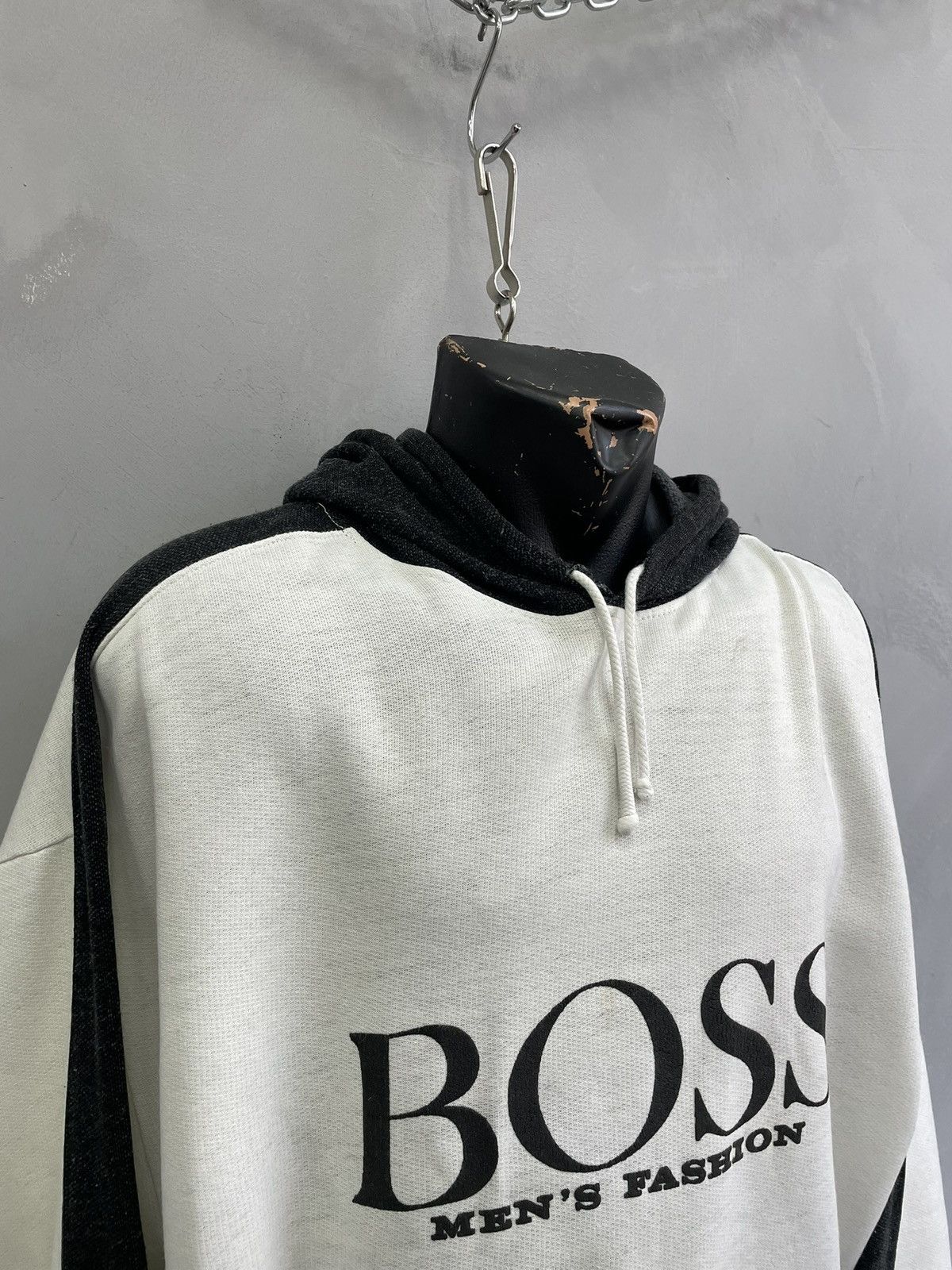 Hugo Boss Hugo Boss Retro boxy fit big logo y2k hoodie Size US XL / EU 56 / 4 - 4 Thumbnail