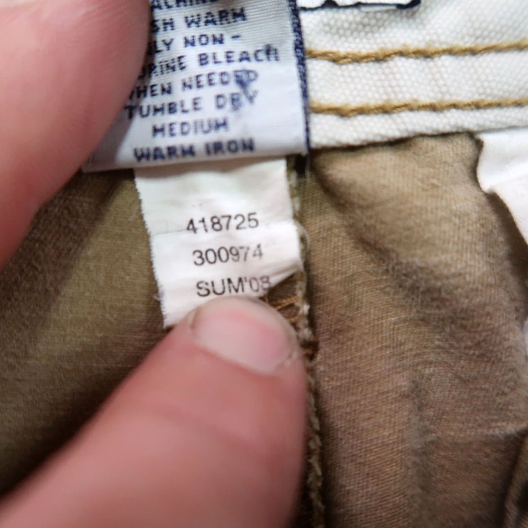 Gap Gap Cargo Pants Men’s 36x34 Beige Straight Leg Baggy Streetwear Pants Mens Regular Vintage: No, 36x34? Size US 36 / EU 52 - 5 Thumbnail