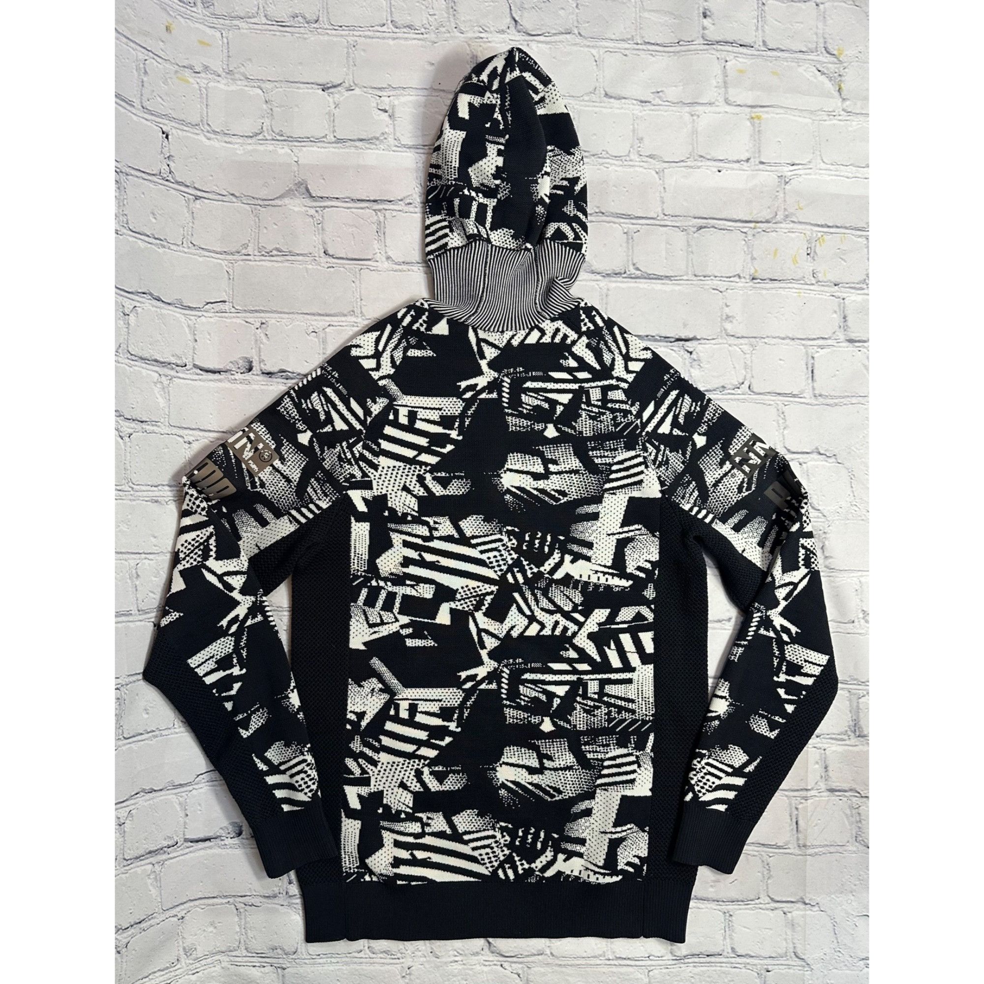 Nemen × Puma PUMA x NEMEN SCUBA KNIT MENS LONG SLEEVE SWEATSHIRT Size US M / EU 48-50 / 2 - 10 Thumbnail