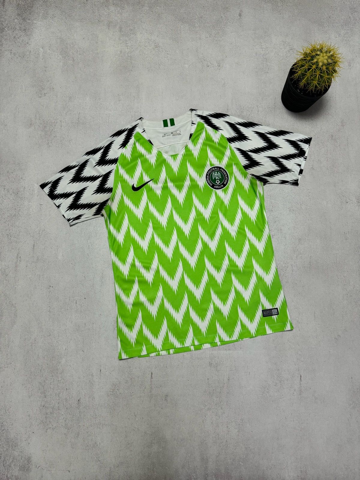 Nike × Vintage Vintage Nike Nigeria T Shirt Jersey Football 2015 Mens S Sz Size US S / EU 44-46 / 1 - 1 Thumbnail