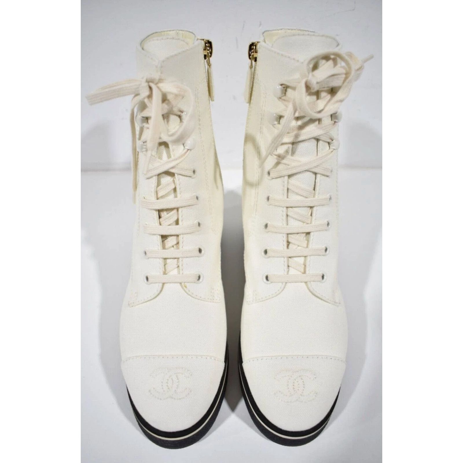 Chanel Chanel 21C White Fabric CC Logo Combat Lace Up Tie Size US 9 / IT 39 - 7 Thumbnail