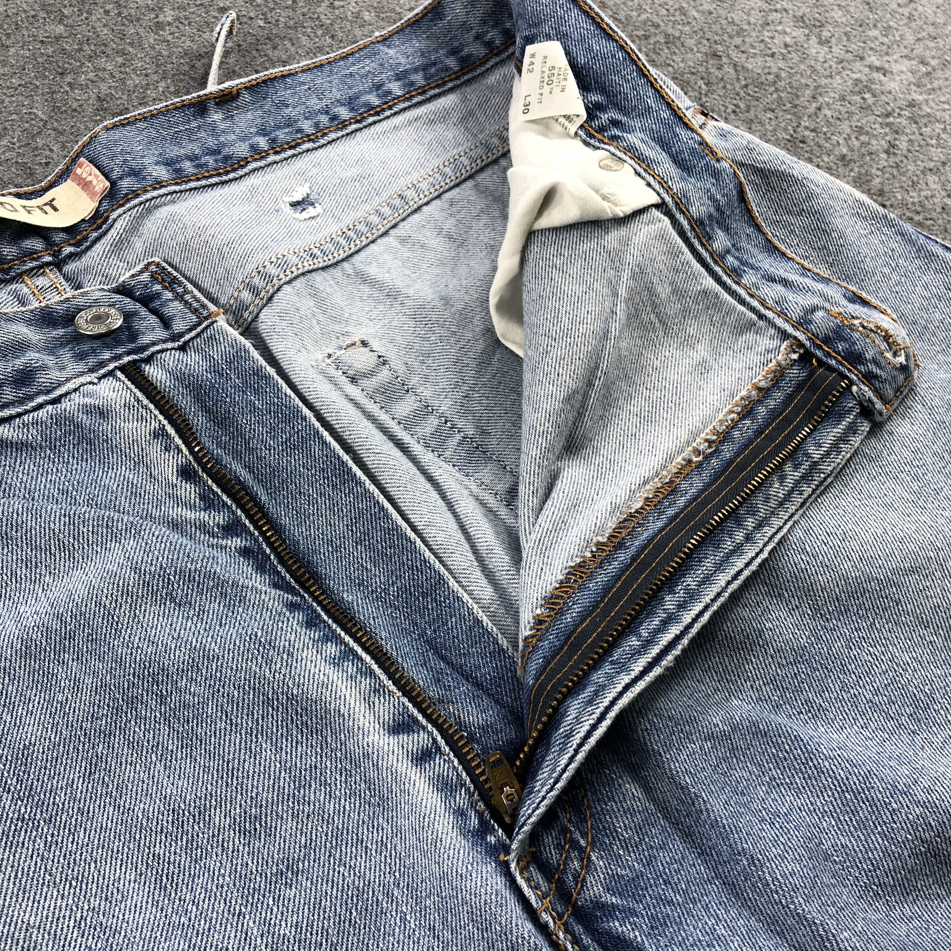 Levi's Vintage Blue Wash Levis 550 Jeans-J1582 Size US 42 / EU 58 - 10 Thumbnail