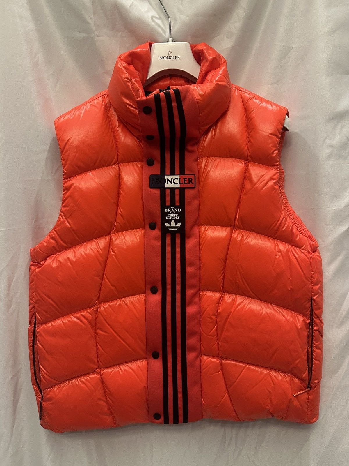 Adidas × Moncler MONCLER X ADIDAS VEST Size US L / EU 52-54 / 3 - 1 Thumbnail