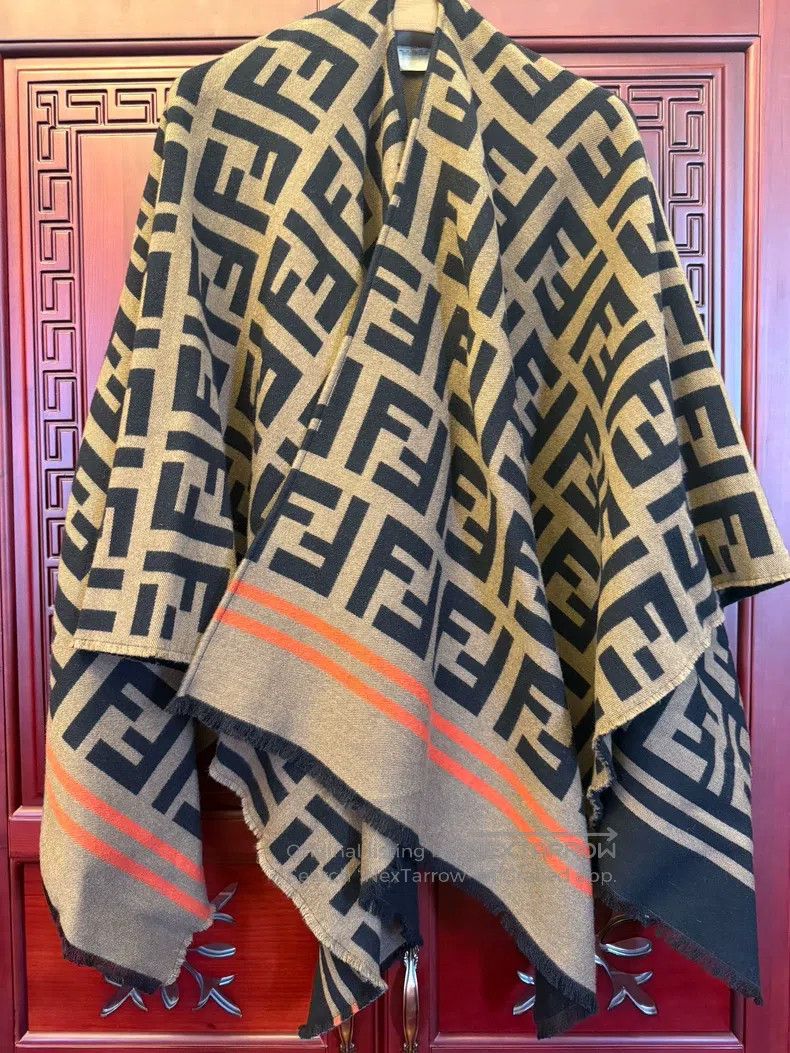 Fendi Fendi Stole Size ONE SIZE - 1 Thumbnail