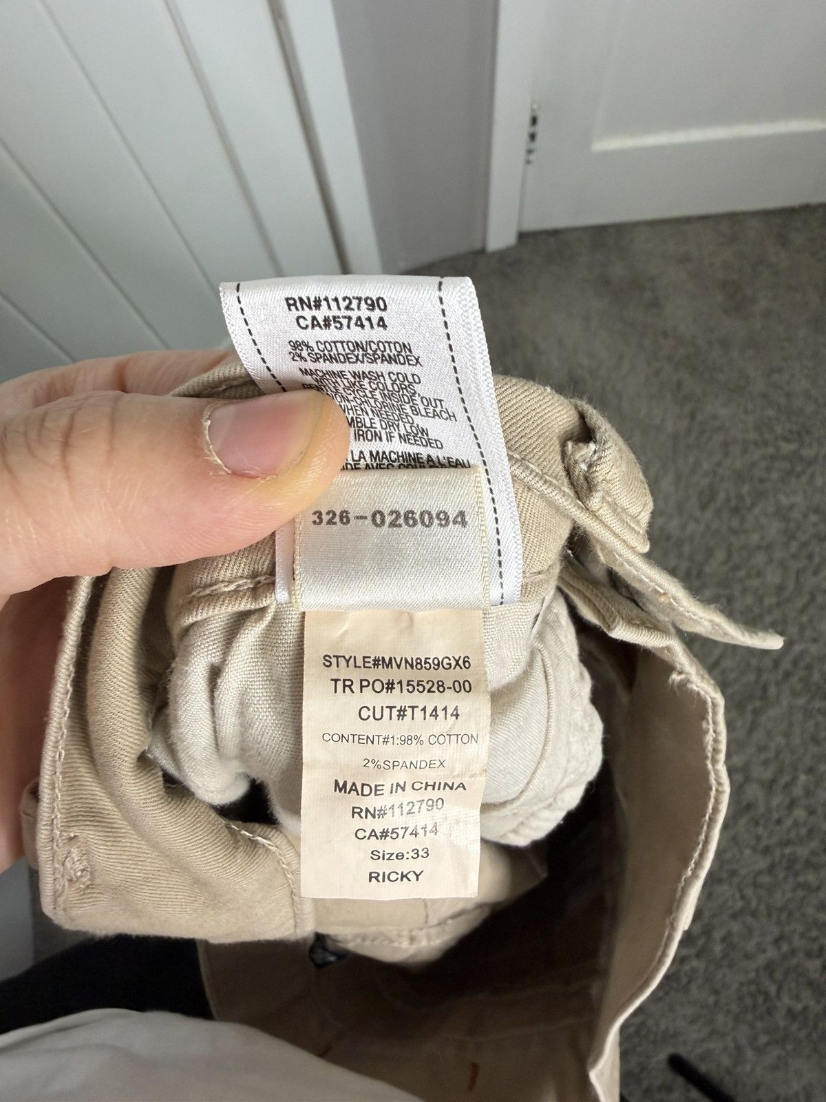 True Religion True Religion Khaki/Beige Pants Size/33 Size US 33 - 9 Thumbnail
