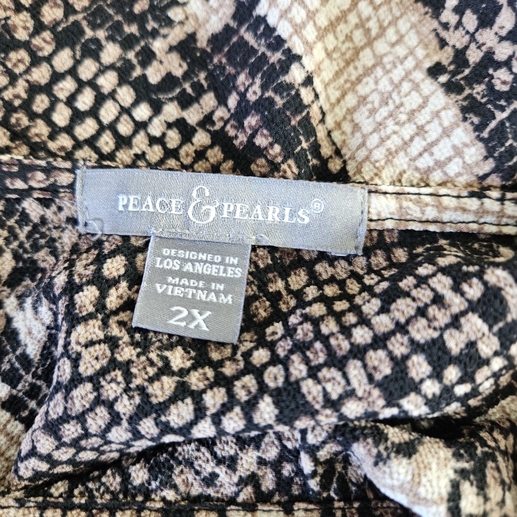 Vintage VINTAGE Peace & Pearls Womens Top 2X Blouse Long Sleeve Black Brown Snakeskin Print Size XXL / US 16-18 / IT 52-54 - 6 Thumbnail