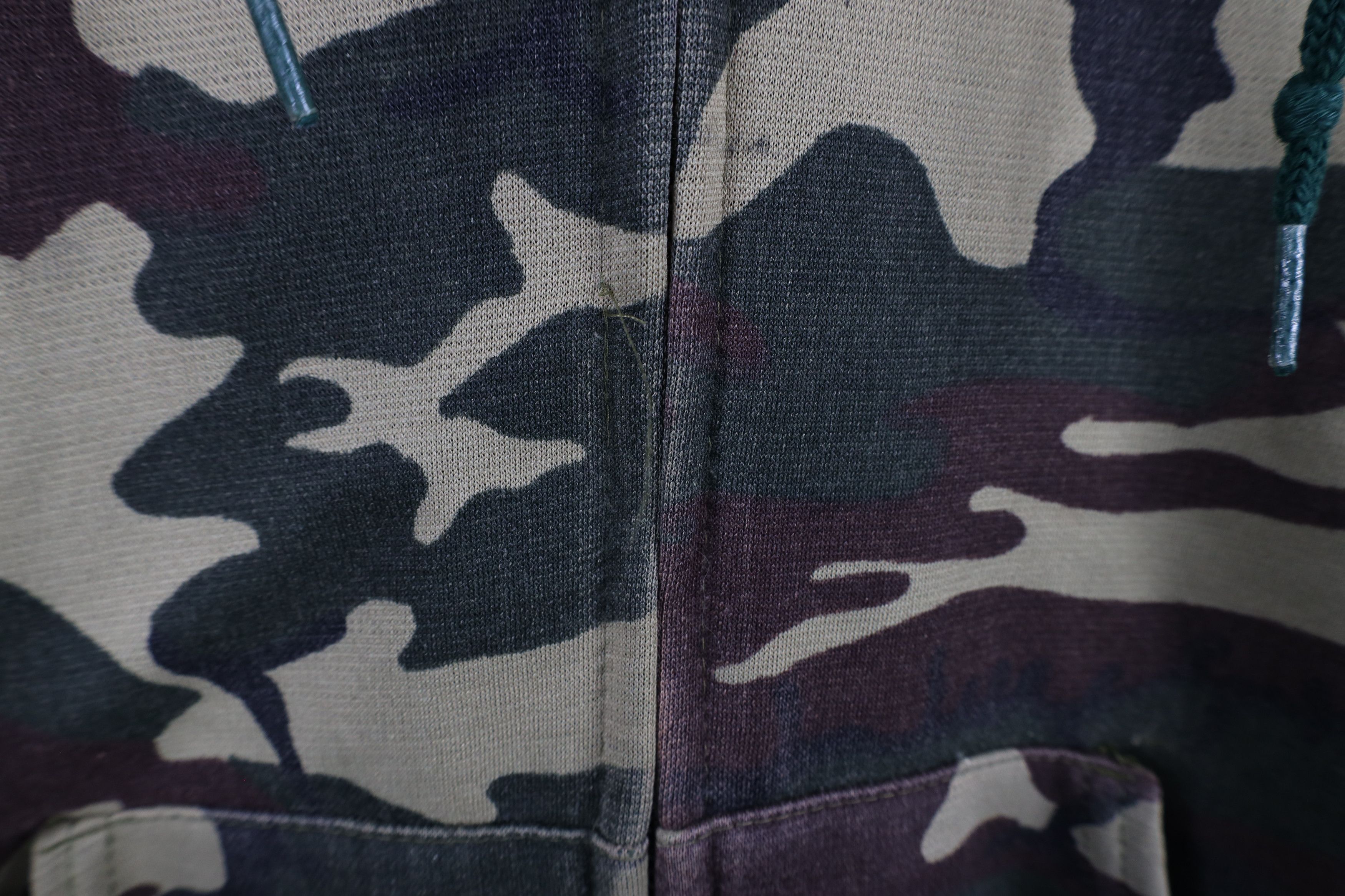 Vintage Vintage 70s Streetwear Camouflage Lined Zip Hoodie USA Size US XL / EU 56 / 4 - 4 Thumbnail