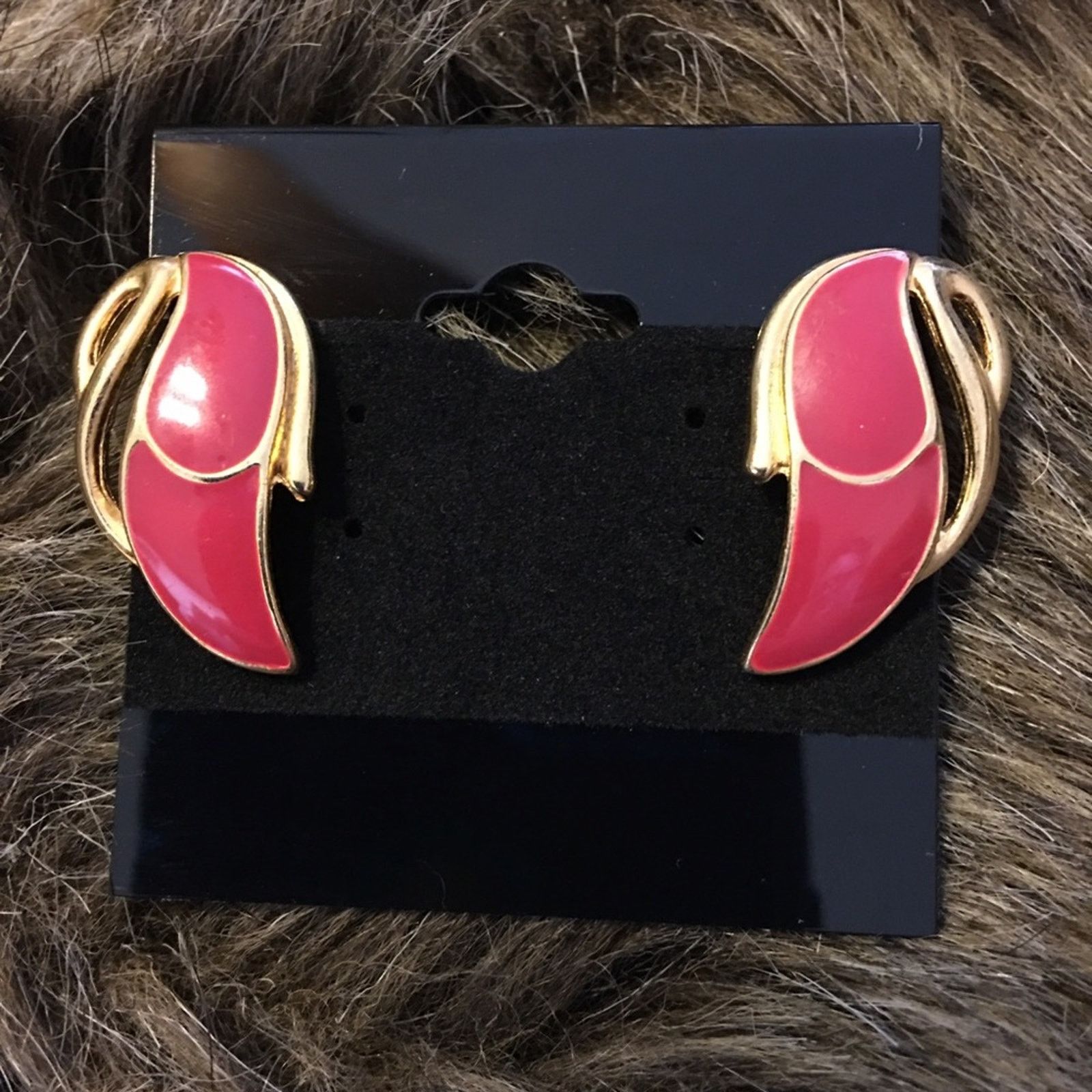 Vintage Vintage gold tone raspberry enamel swirl earrings Size ONE SIZE - 2 Thumbnail