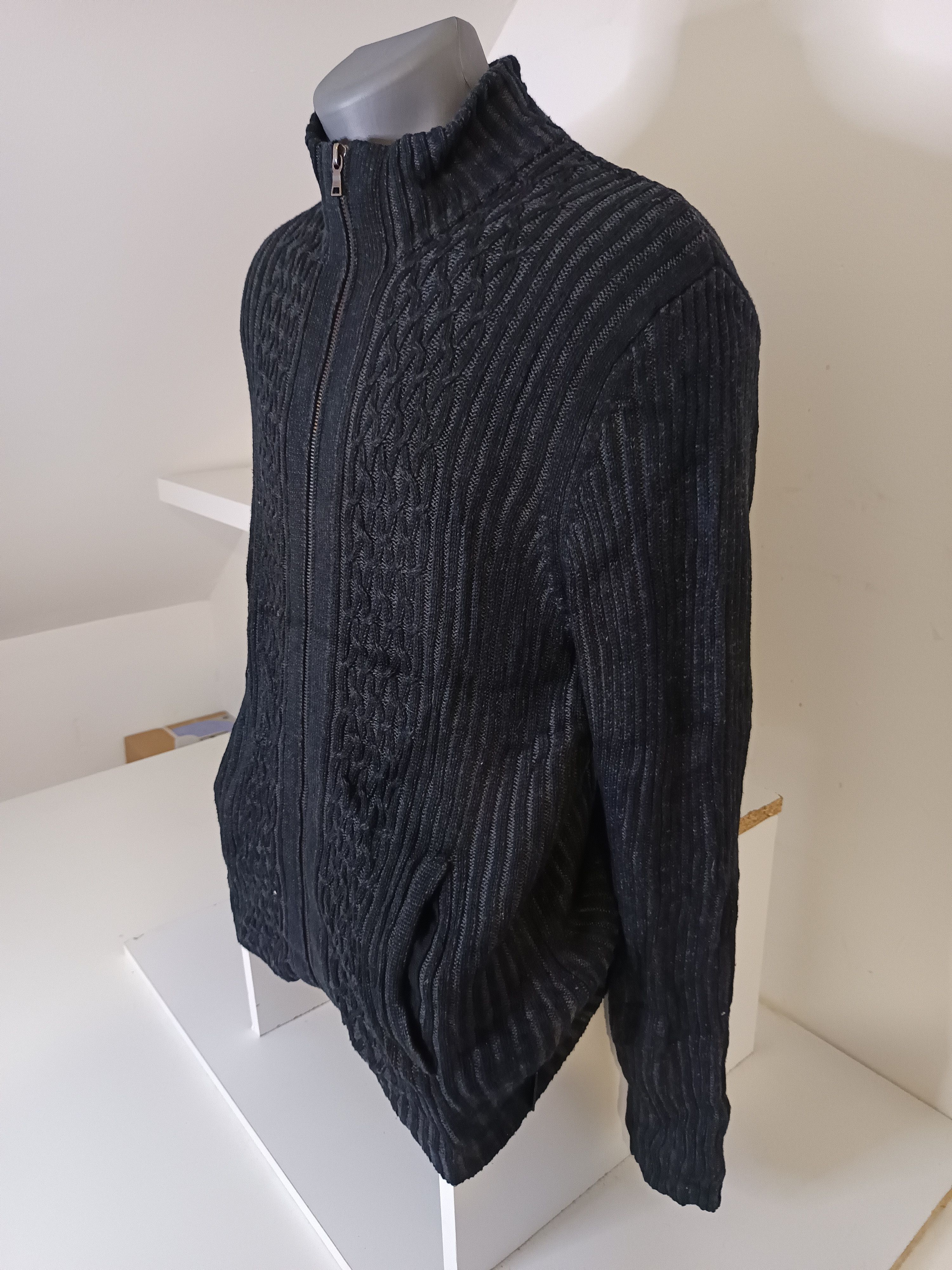 Calvin Klein Calvin Klein black sweater for men Size US L / EU 52-54 / 3 - 2 Thumbnail