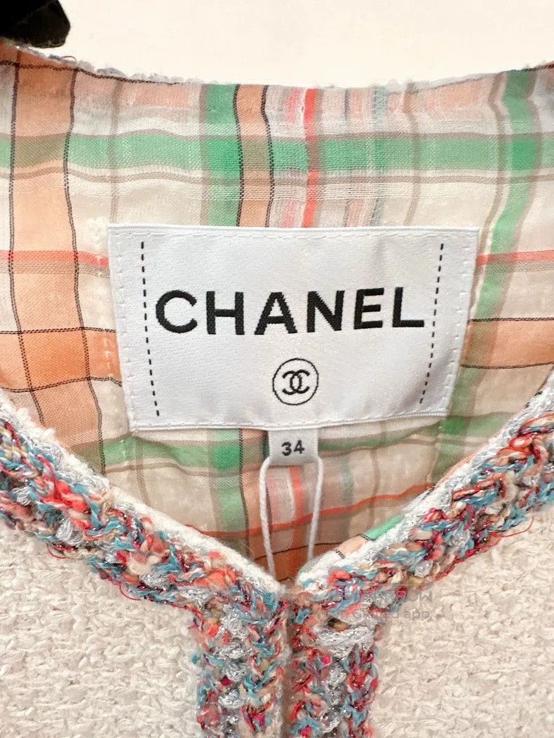 Chanel Chanel White soft tweed colourful rolled-edge coat Size XXS / US 00 / IT 34 - 3 Thumbnail