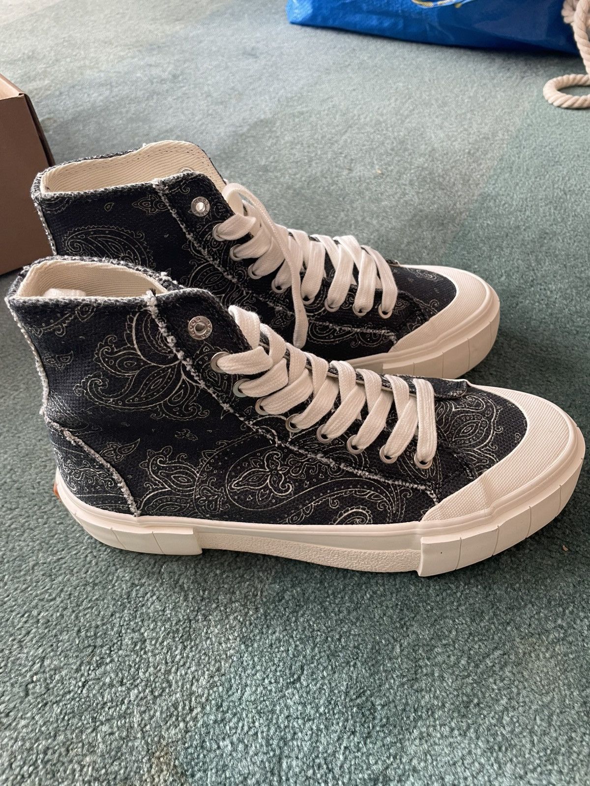 Other Good News Palm Paisley Sneaker certified organic cotton Size US 8 / EU 41 - 3 Thumbnail