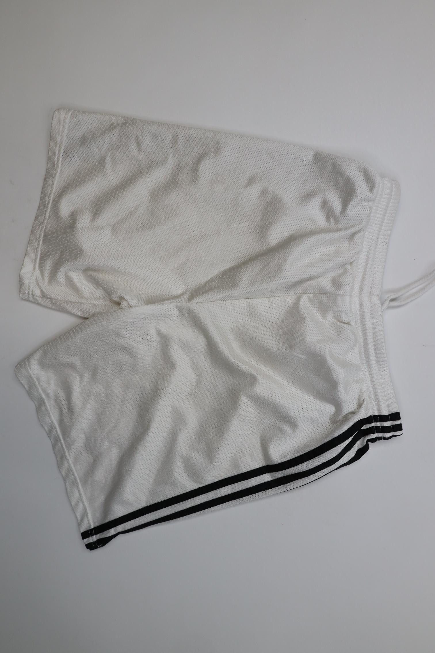 Adidas Vintage 90s Adidas Striped Running Soccer Shorts White Size US 30 / EU 46 - 10 Thumbnail