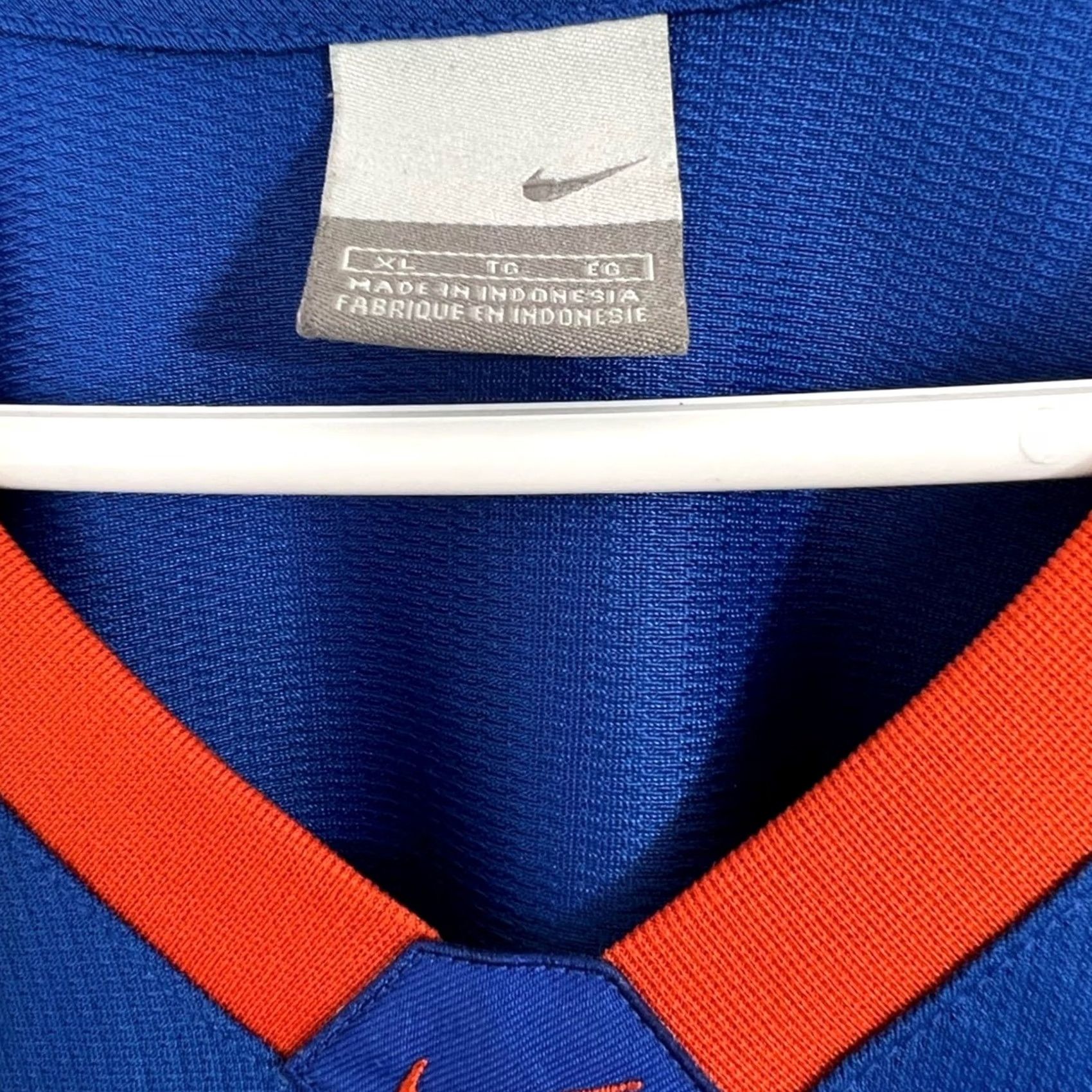 Nike VINTAGE Nike XL Football Jersey FLORIDA GATORS Blue Center Check Silver Tag Mens XL T-Shirt Size US XL / EU 56 / 4 - 4 Thumbnail