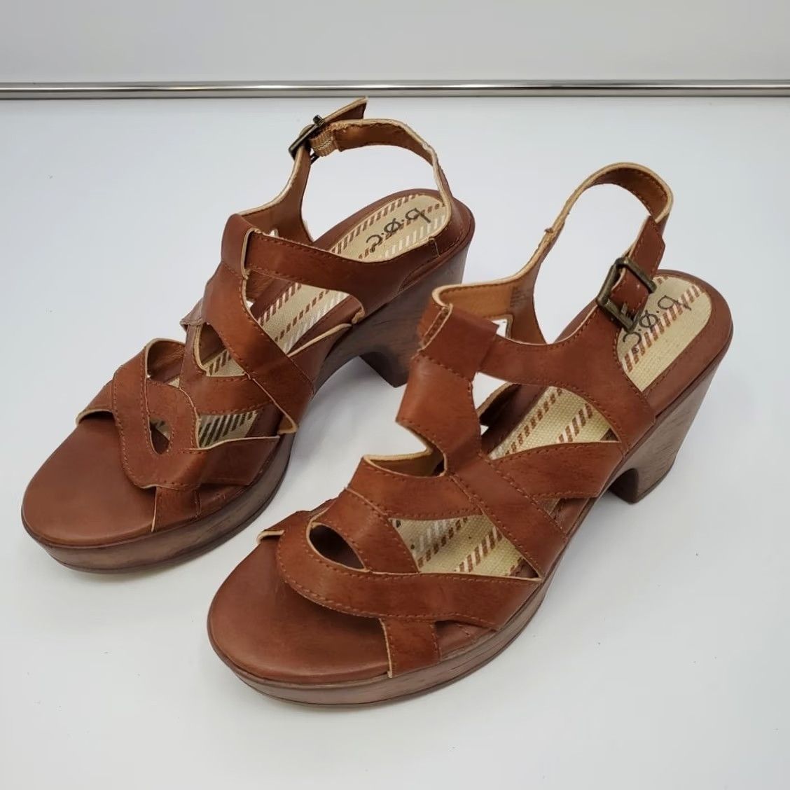 Born B.O.C. Marybeth Comfort Dress Shoe Tan Brown Sandal Women's 8M Strap Buckle Round Toe Block Heel Casual Clog Walking Modern Vintage NO Size M / US 6-8 / IT 42-44 - 2 Thumbnail