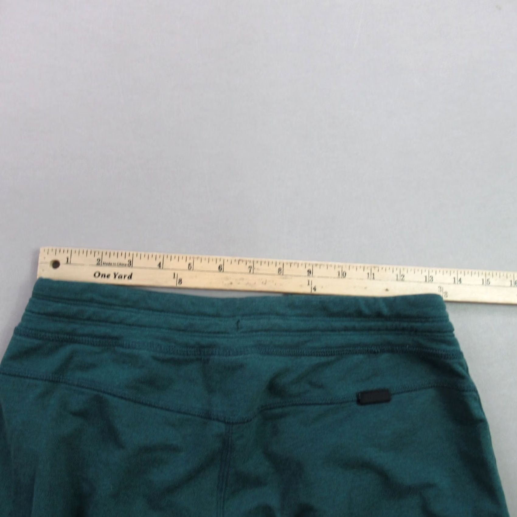 Patagonia Patagonia Pants Womens XS Activewear Green Workout Lightweight Outdoors Pants Size 26" / US 2 / IT 38 - 6 Thumbnail