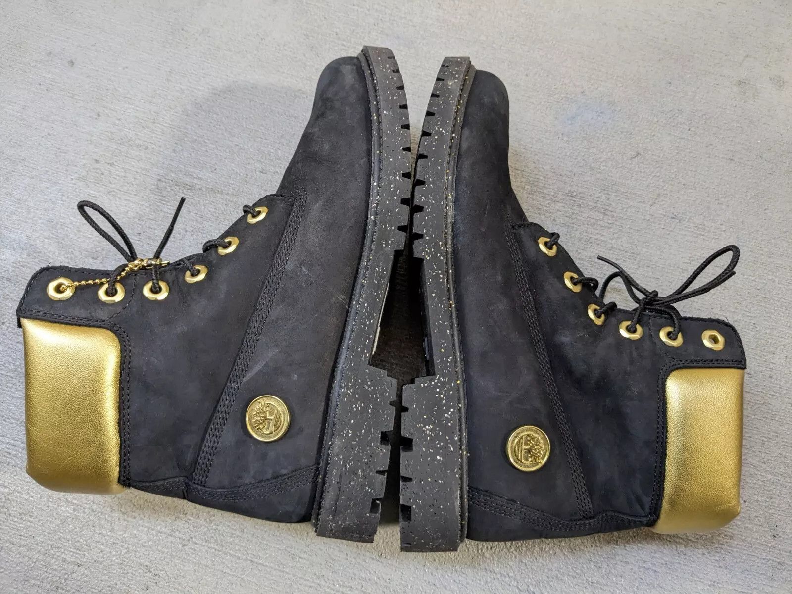 Timberland Women's Timberland Boots Black Suede Gold 8 Leather Rubber Size US 8 / IT 38 - 6 Thumbnail