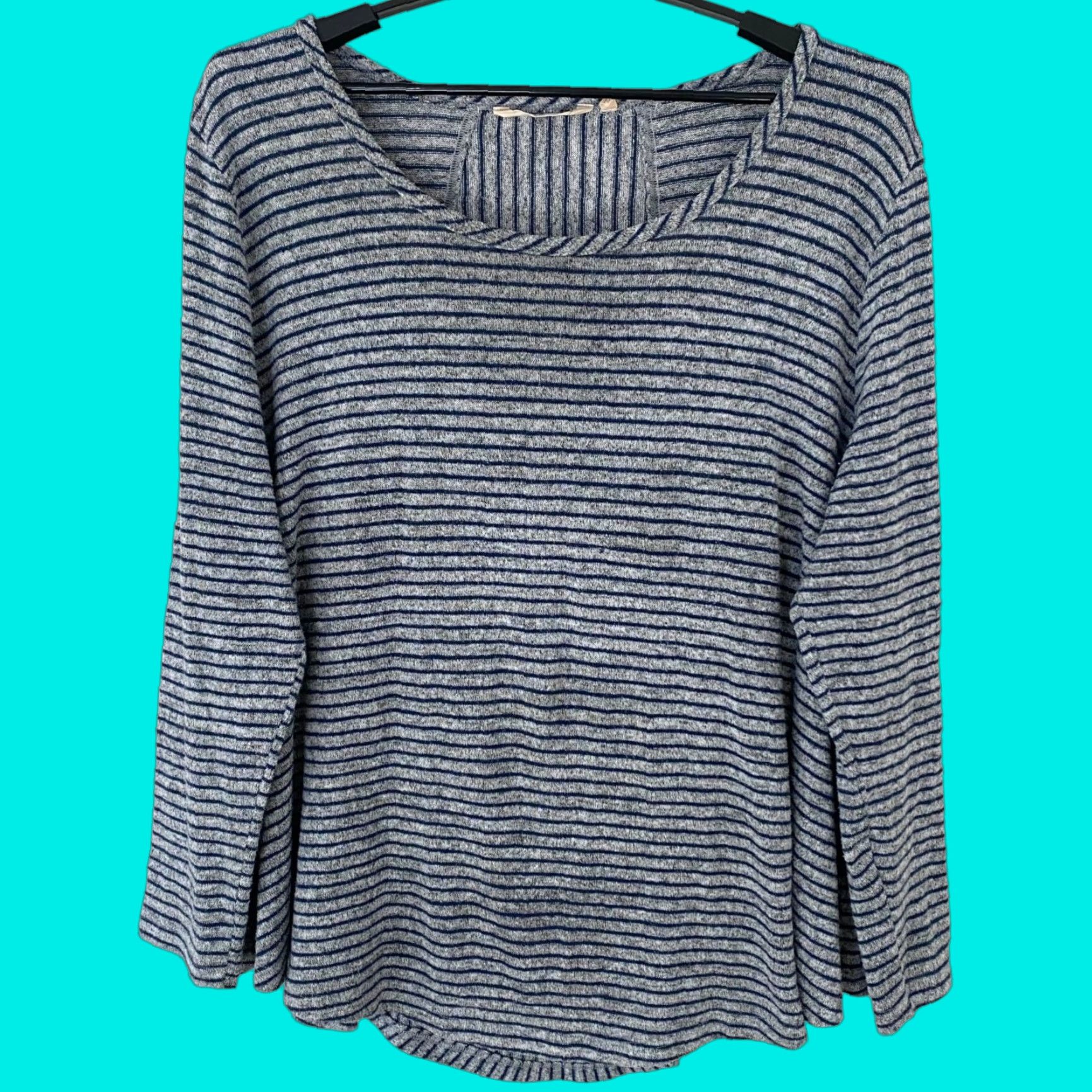 Soft Surroundings Soft Surroundings Tunic Shirt Gray Blue 1X Women Scoop-Neck 3/4 Sleeves Striped All Seasons Casual Womens Size XL / US 12-14 / IT 48-50 - 1 Thumbnail