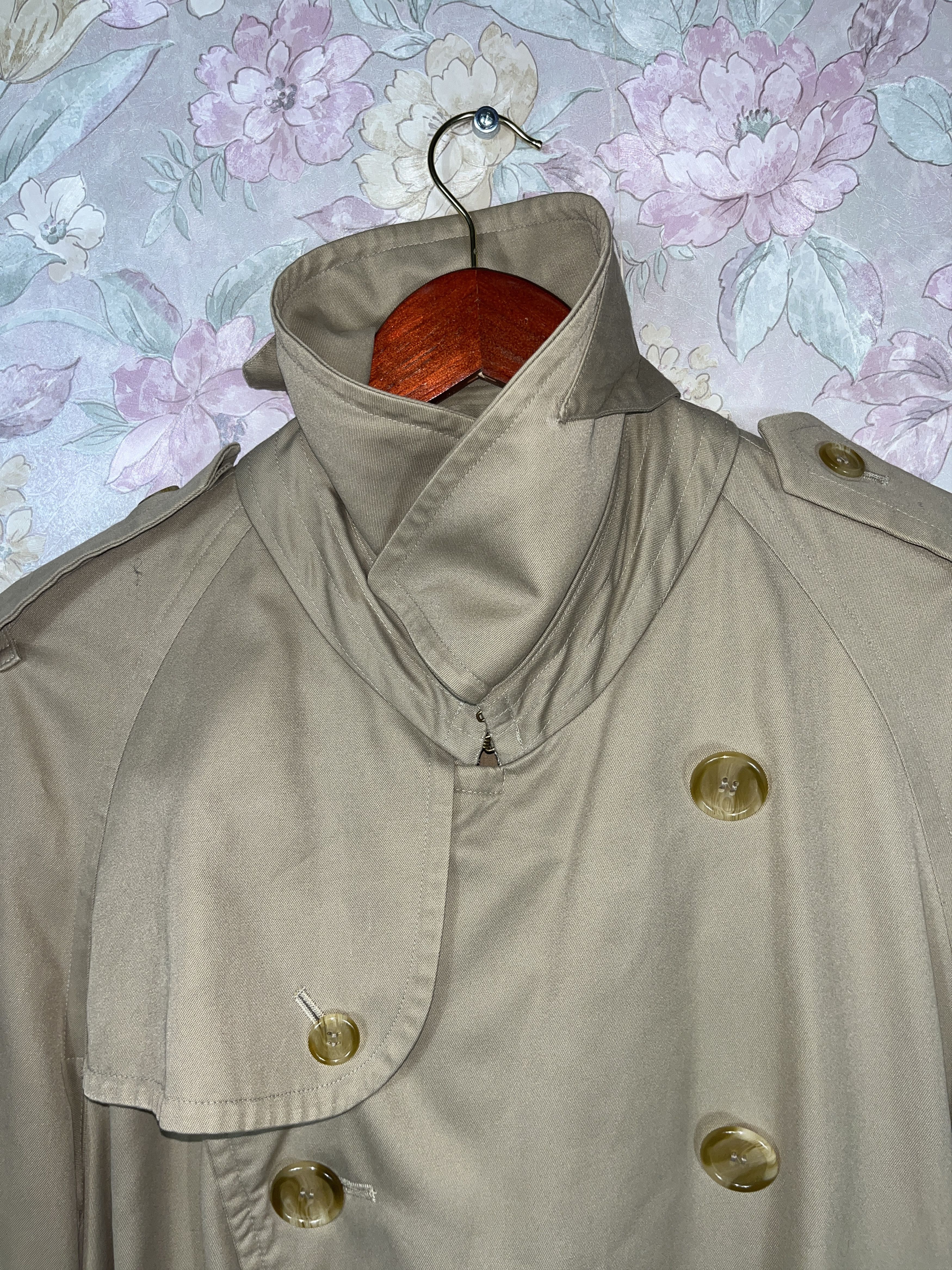 Burberry Burberry's Coat Trench Nova Check Vintage 90s Beige Size L Size US L / EU 52-54 / 3 - 9 Thumbnail