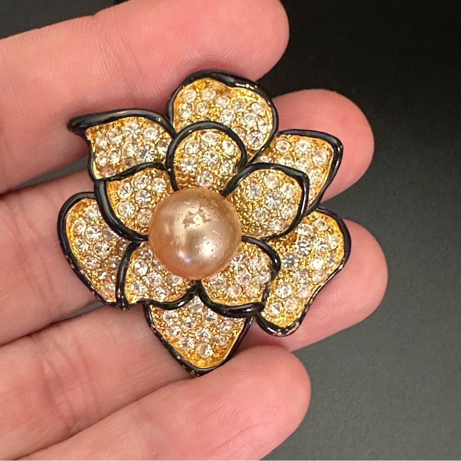 Other 80’s Vintage Rhinestone & Pearl Flower Brooch Size ONE SIZE - 3 Thumbnail