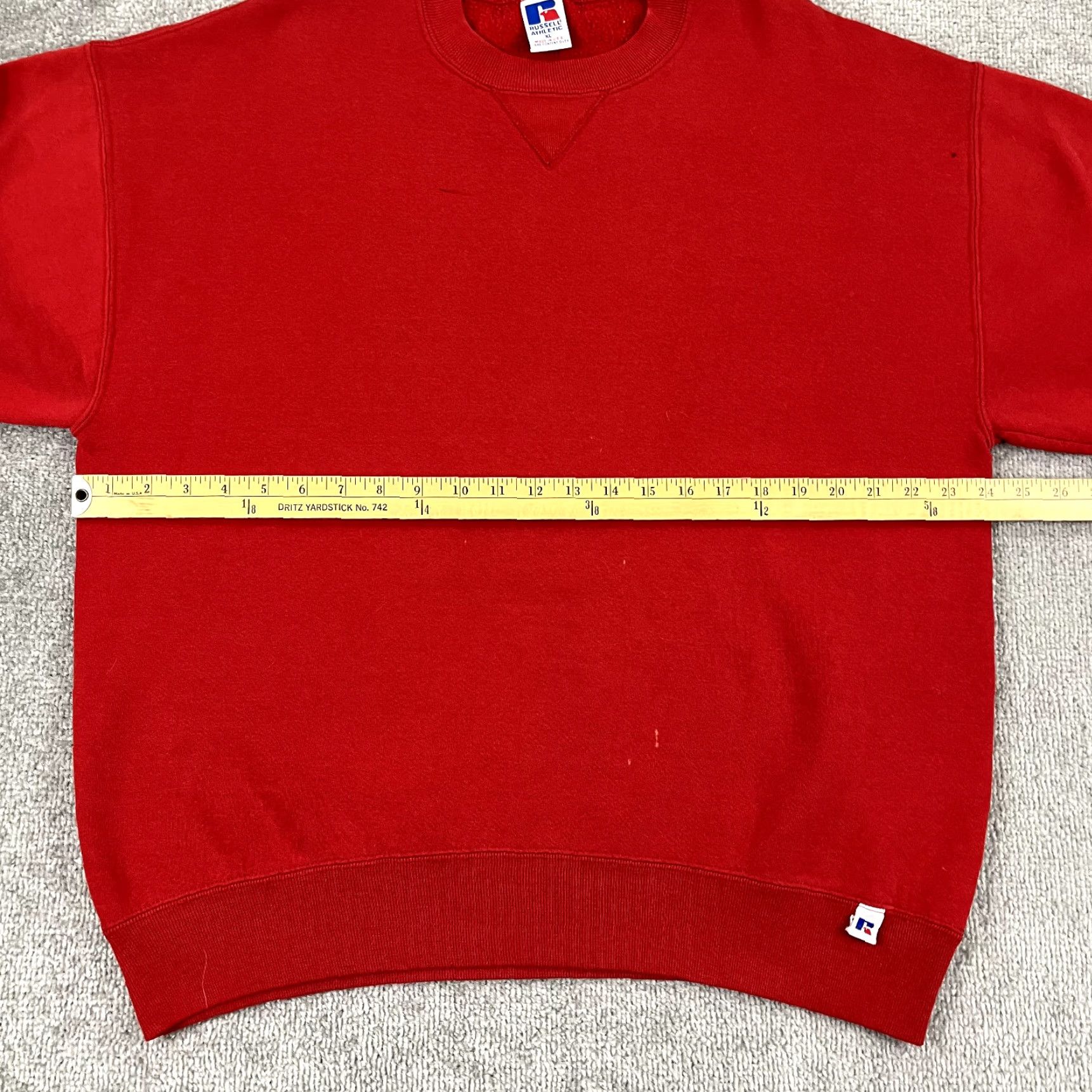Etro VINTAGE RUSSELL Sweatshirt Mens Extra Large Red Pullover Crewneck Retro Y2K USA Size US XL / EU 56 / 4 - 6 Thumbnail
