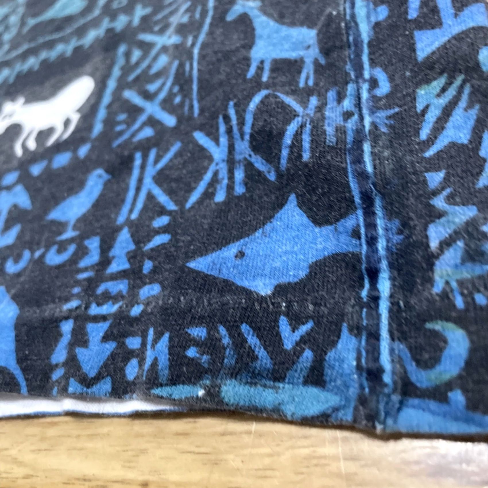 Vintage vtg 80s Single Stitch T Shirt TRIBAL ART Animal 90s Graphic AOP Crop Teal Men M Shirt Size US M / EU 48-50 / 2 - 5 Thumbnail