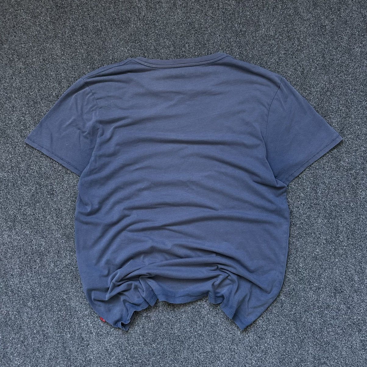 Levi's Vintage Clothing VTG Levi’s T-shirts Singe Stitch Style Size L Trashed 00s Size US L / EU 52-54 / 3 - 9 Thumbnail