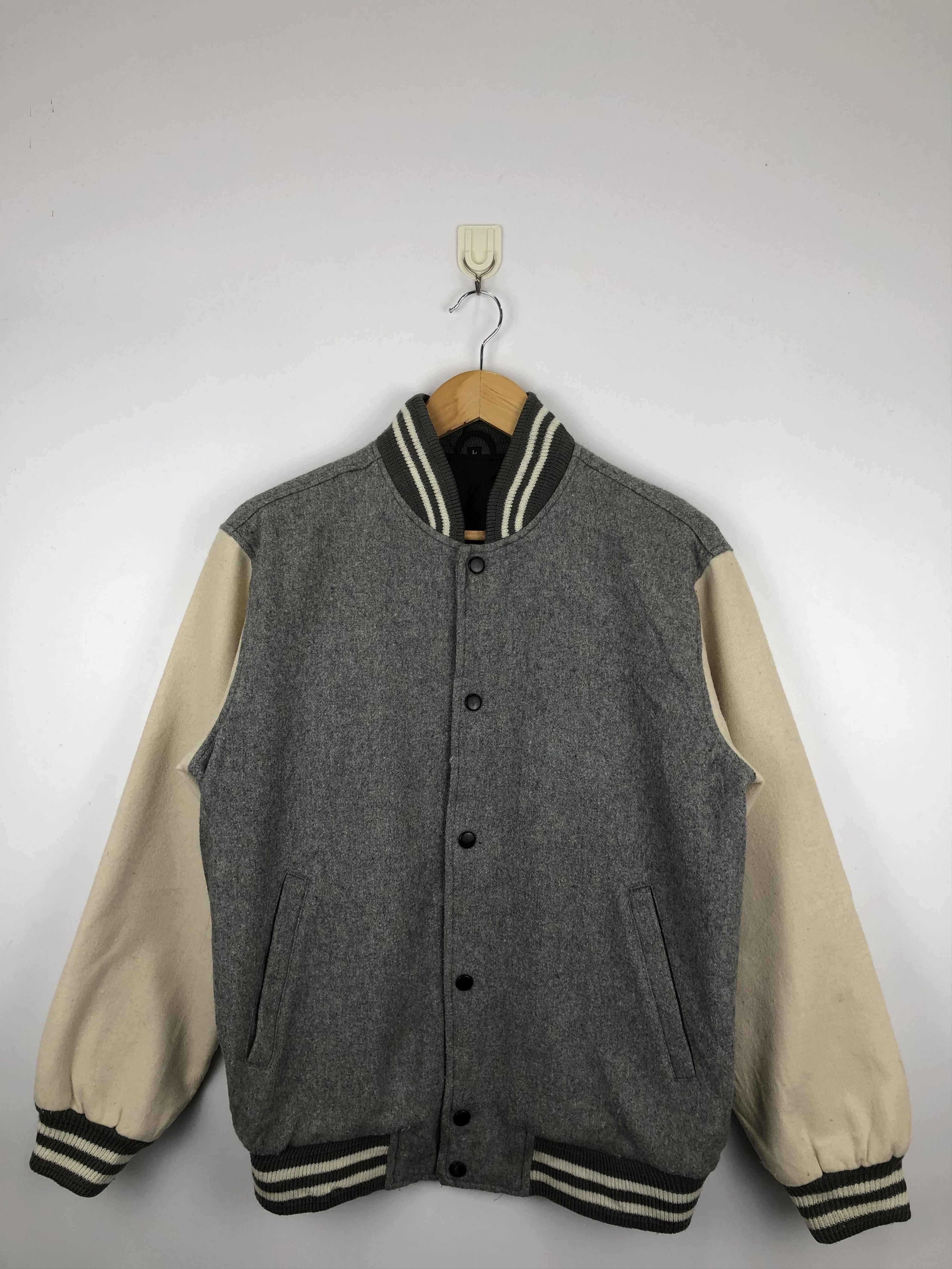 Japanese Brand Vintage 90s Japanese Brand Wool Varsity Jacket V0448 Size US L / EU 52-54 / 3 - 1 Thumbnail