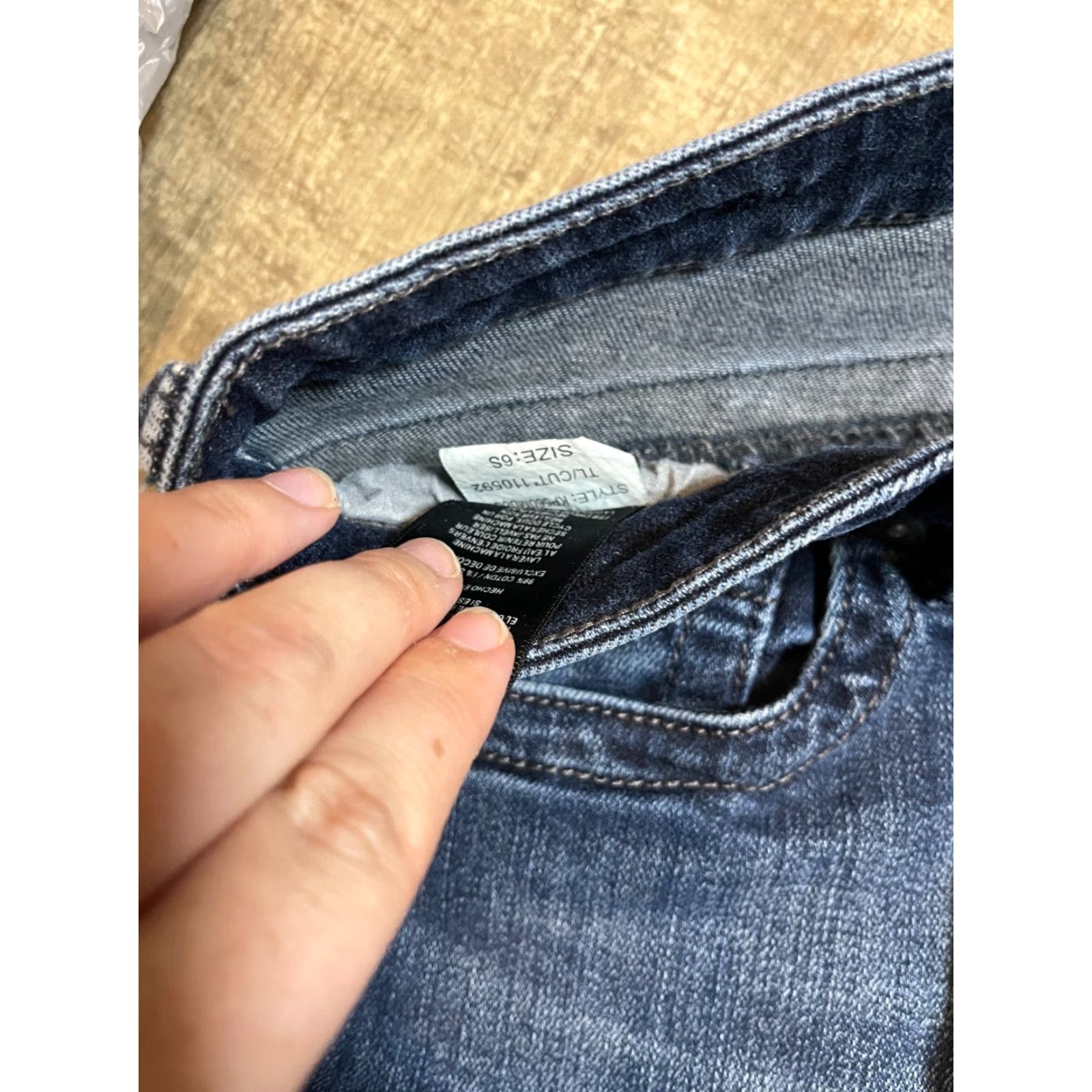 Vintage KUT from the Kloth Jeans Women's Size 6 Blue Denim Straight Pockets Stretch Regular Dark Wash Size 28" / US 6 / IT 42 - 4 Thumbnail