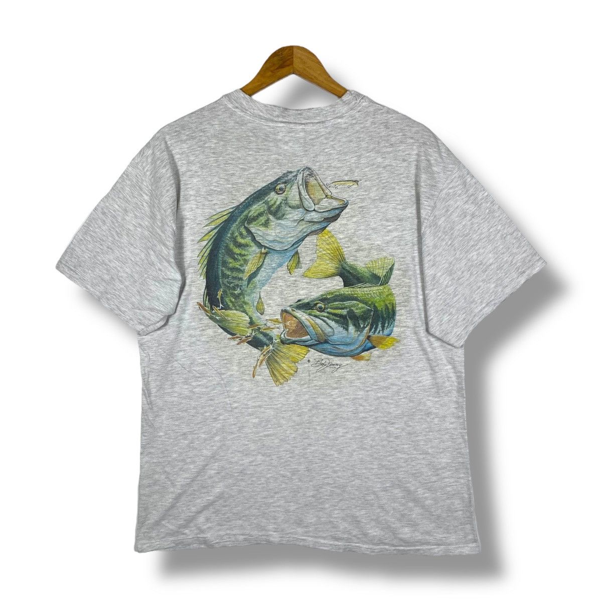 Distressed Vintage 90's Angler's Marina Fish Graphic Tee