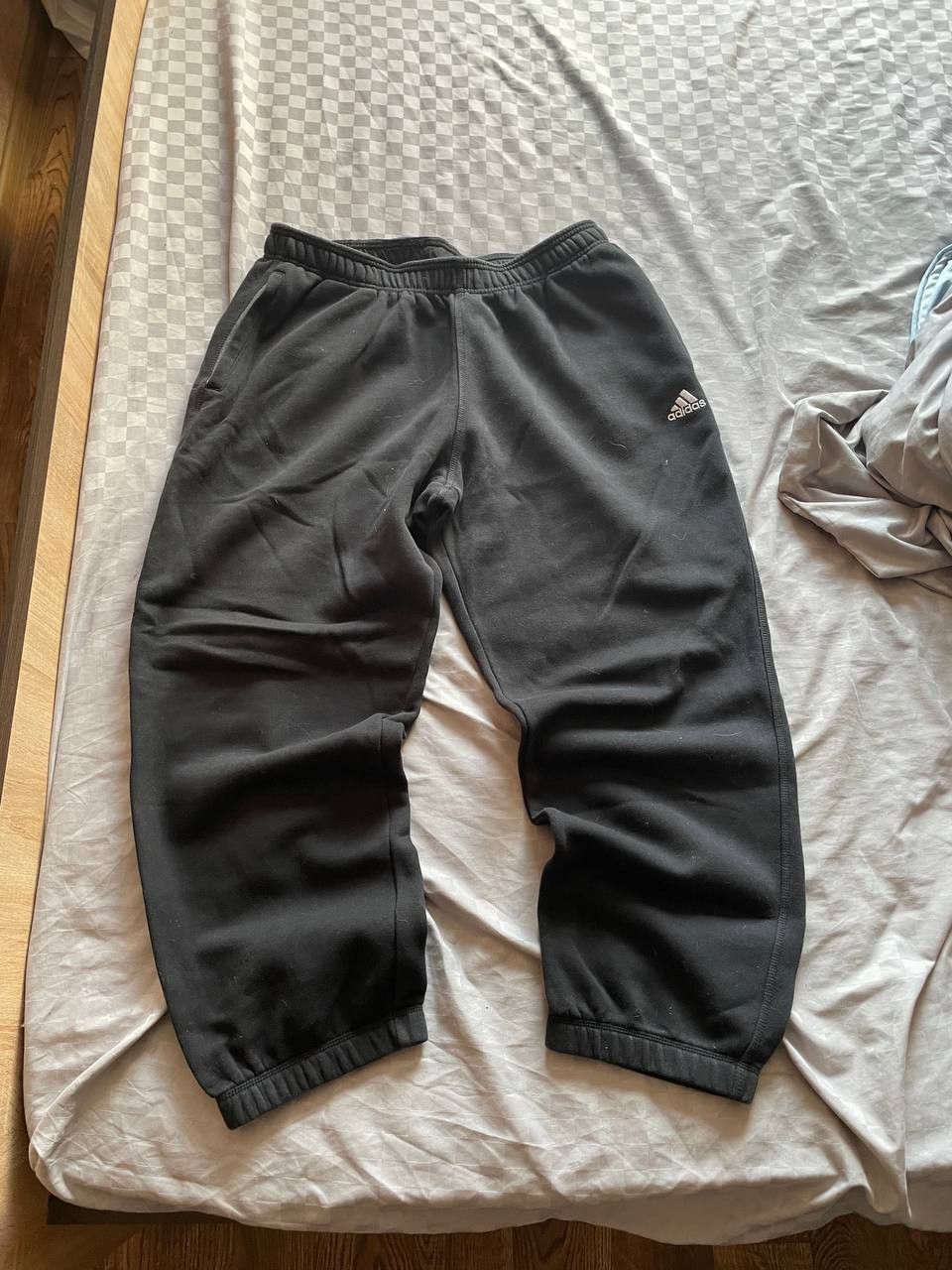 Adidas Vintage Adidas Sweatpants Y2K Size US 36 / EU 52 - 1 Thumbnail
