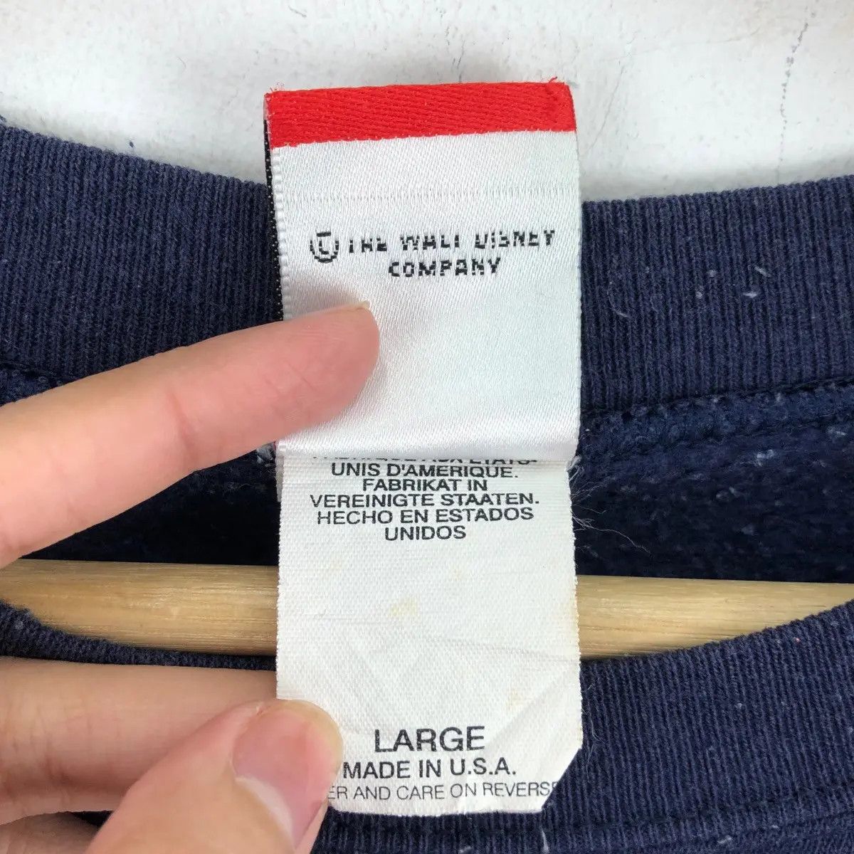 Disney Vtg 90’ WALT DISNEY WORLD Mickey Pluto Donald Sweatshirt Size L / US 10 / IT 46 - 7 Thumbnail