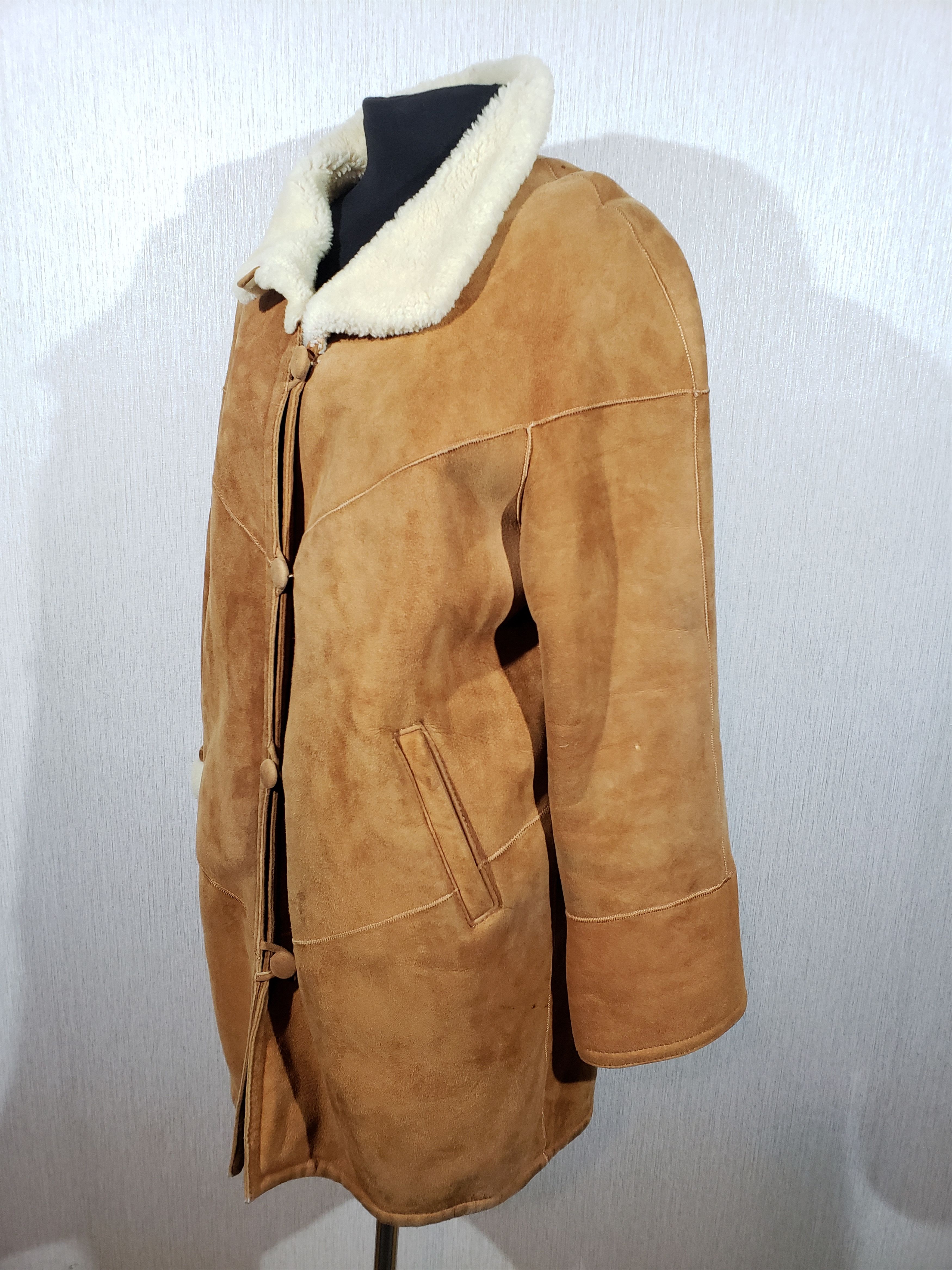 Other Stylish brown sheepskin coat with buttons. Size XL / US 12-14 / IT 48-50 - 2 Thumbnail