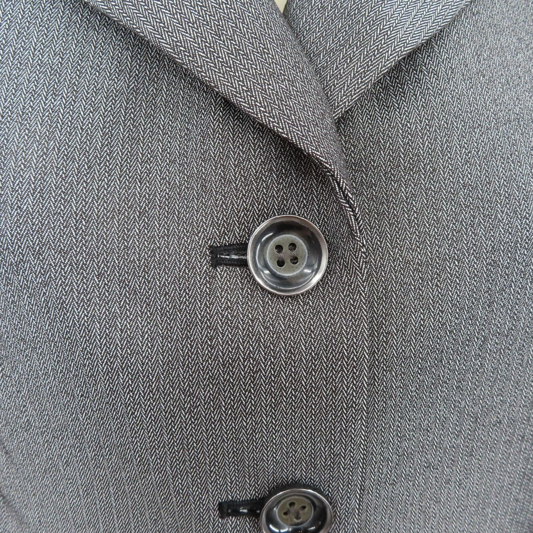 Vintage VINTAGE Le Suit Womens Gray 3 Button Collared Suit Jacket Coat Has Pockets 4P Petite/Petites Womens Size S / US 4 / IT 40 - 3 Thumbnail