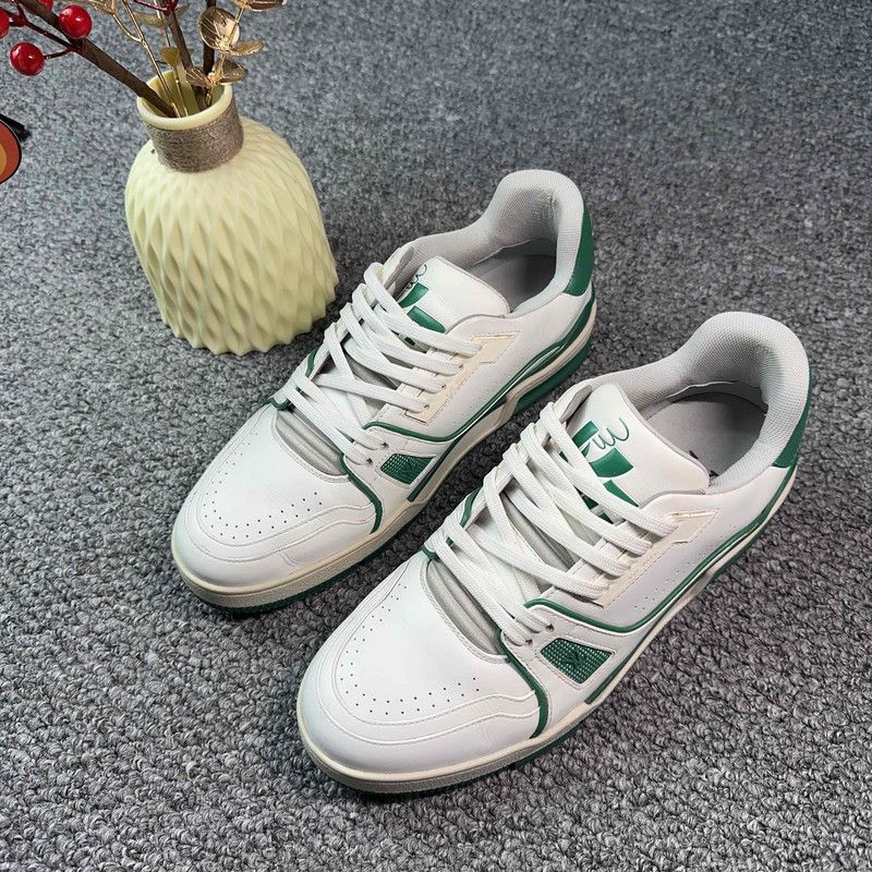 Louis Vuitton Louis Vuitton Trainer Casual Low-Top Sneakers 0089 Size US 7.5 / EU 40-41 - 1 Thumbnail