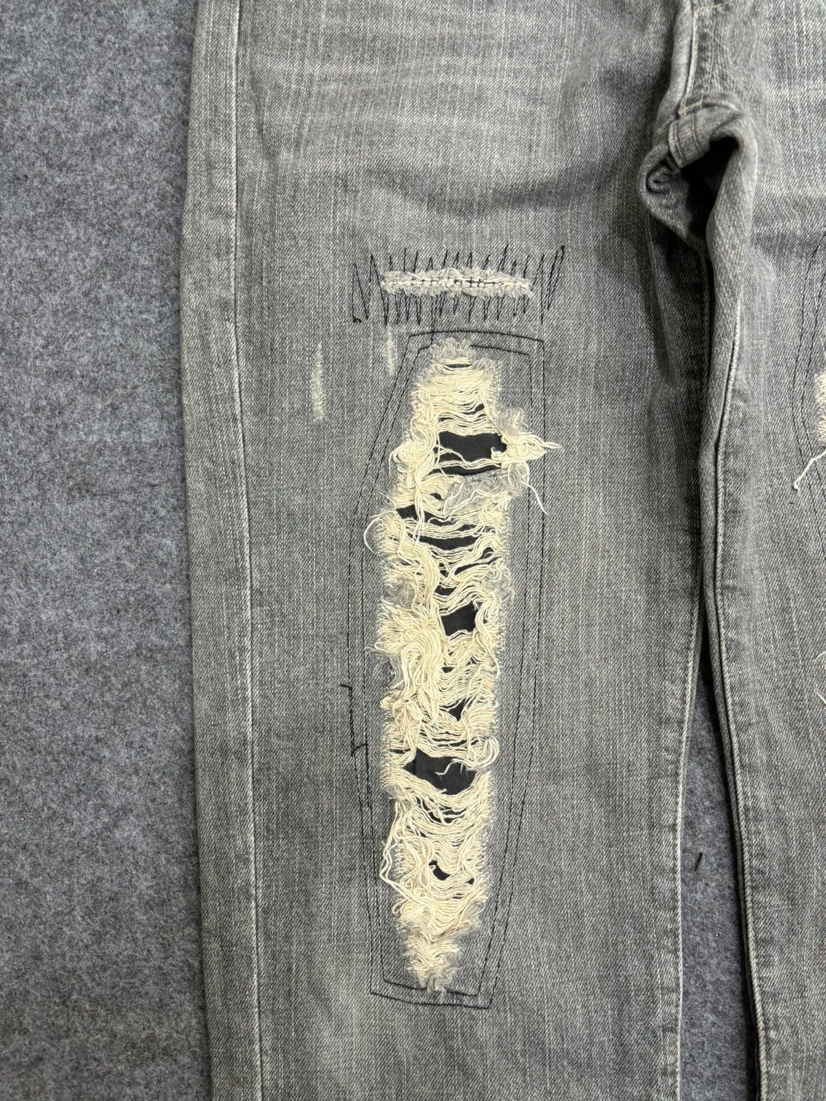 Designer 💥Insane 90s Jean💥LIFE PLUS MUSIC Japan Distressed Denim F550 Size US 31 - 7 Thumbnail