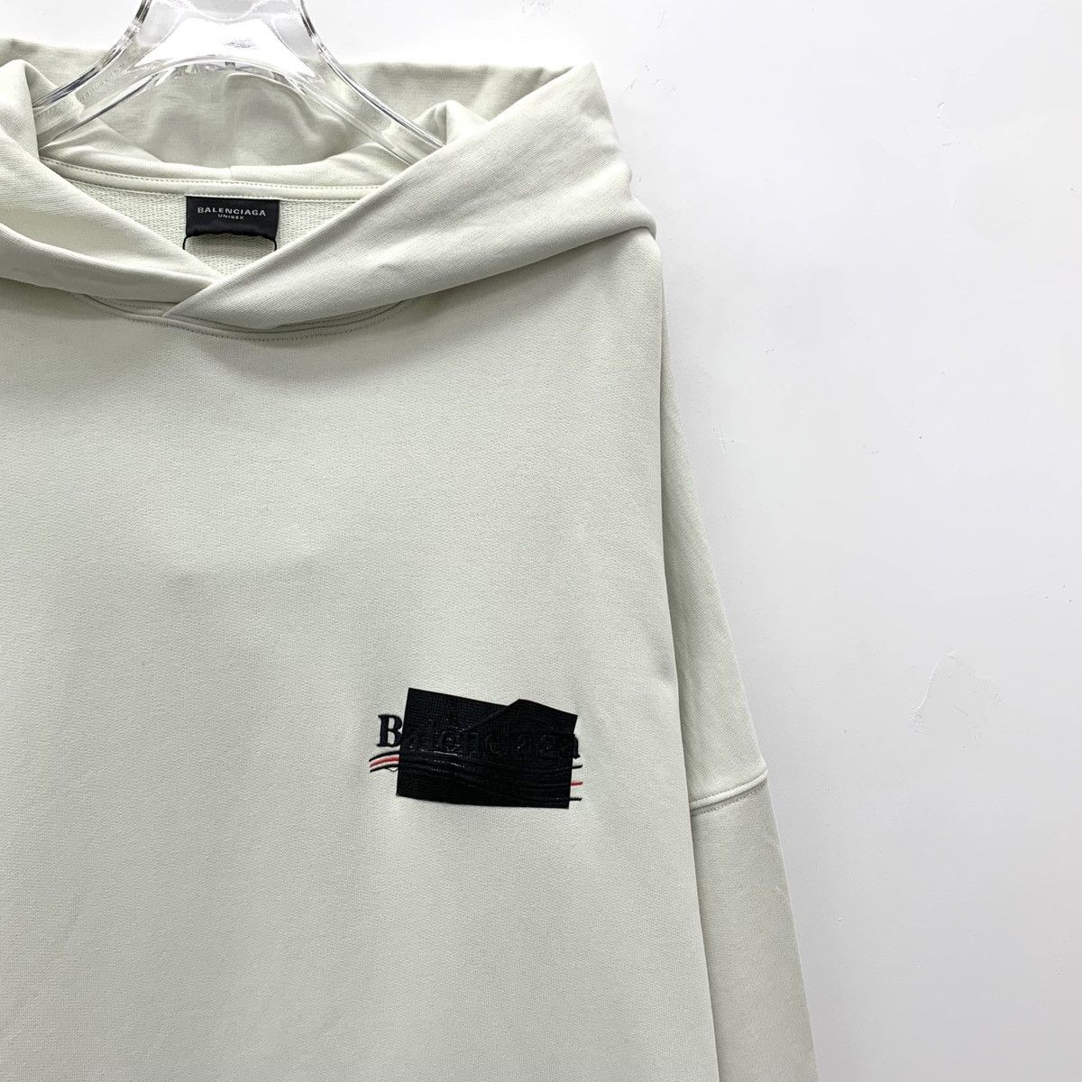 Balenciaga Balenciaga 22 Style Cream White Logo Hooded Sweatshirt K26WX Size US L / EU 52-54 / 3 - 3 Thumbnail