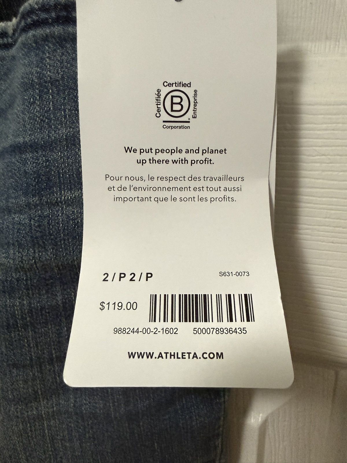 Athleta Athleta Sculptek Flare Jean True Blue New with tags Size 26" / US 2 / IT 38 - 8 Thumbnail
