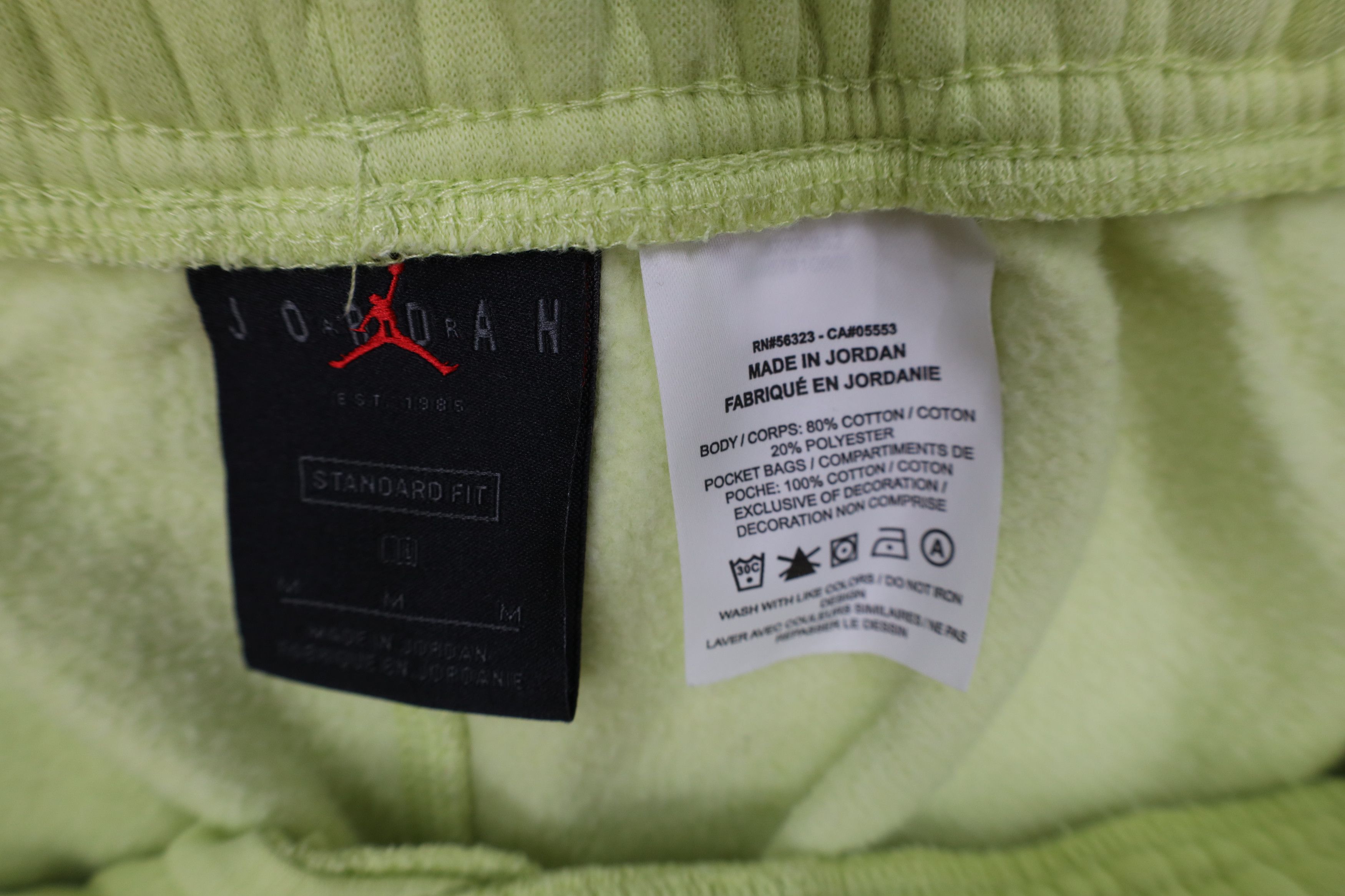 Nike Nike Air Jordan Big Logo Jumpman Fleece Shorts Lime Green Size US 32 / EU 48 - 6 Thumbnail
