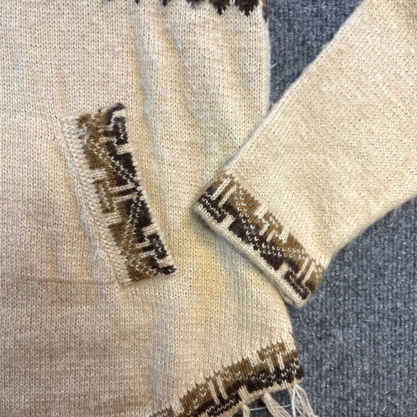 Vintage Artesania 100% Alpaca Hooded Pullover Sweater Long Sleeve Peru Small Womens Beige Vintage? Size S / US 4 / IT 40 - 4 Thumbnail