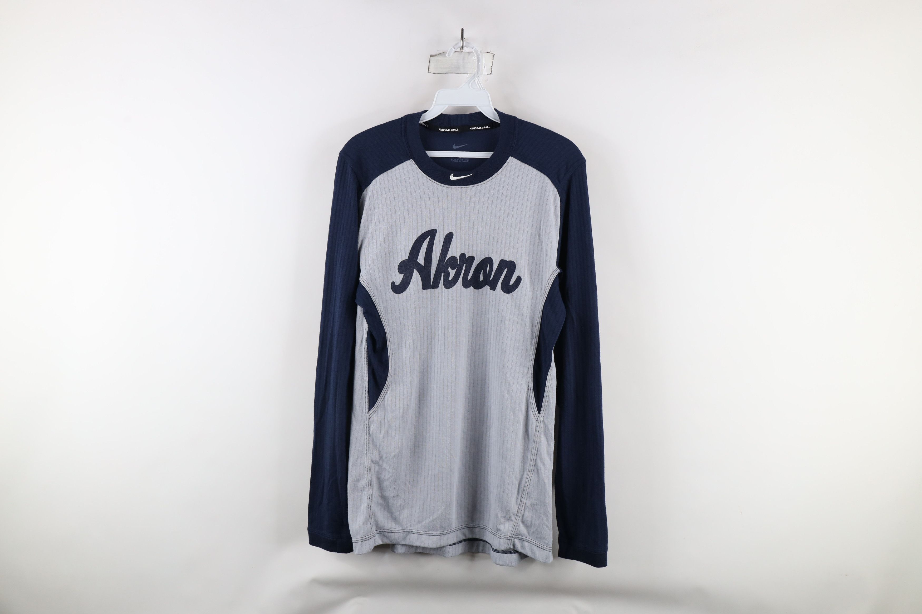 Nike × Vintage Nike Issued University of Akron Baseball Long Sleeve T-Shirt Size US L / EU 52-54 / 3 - 1 Thumbnail
