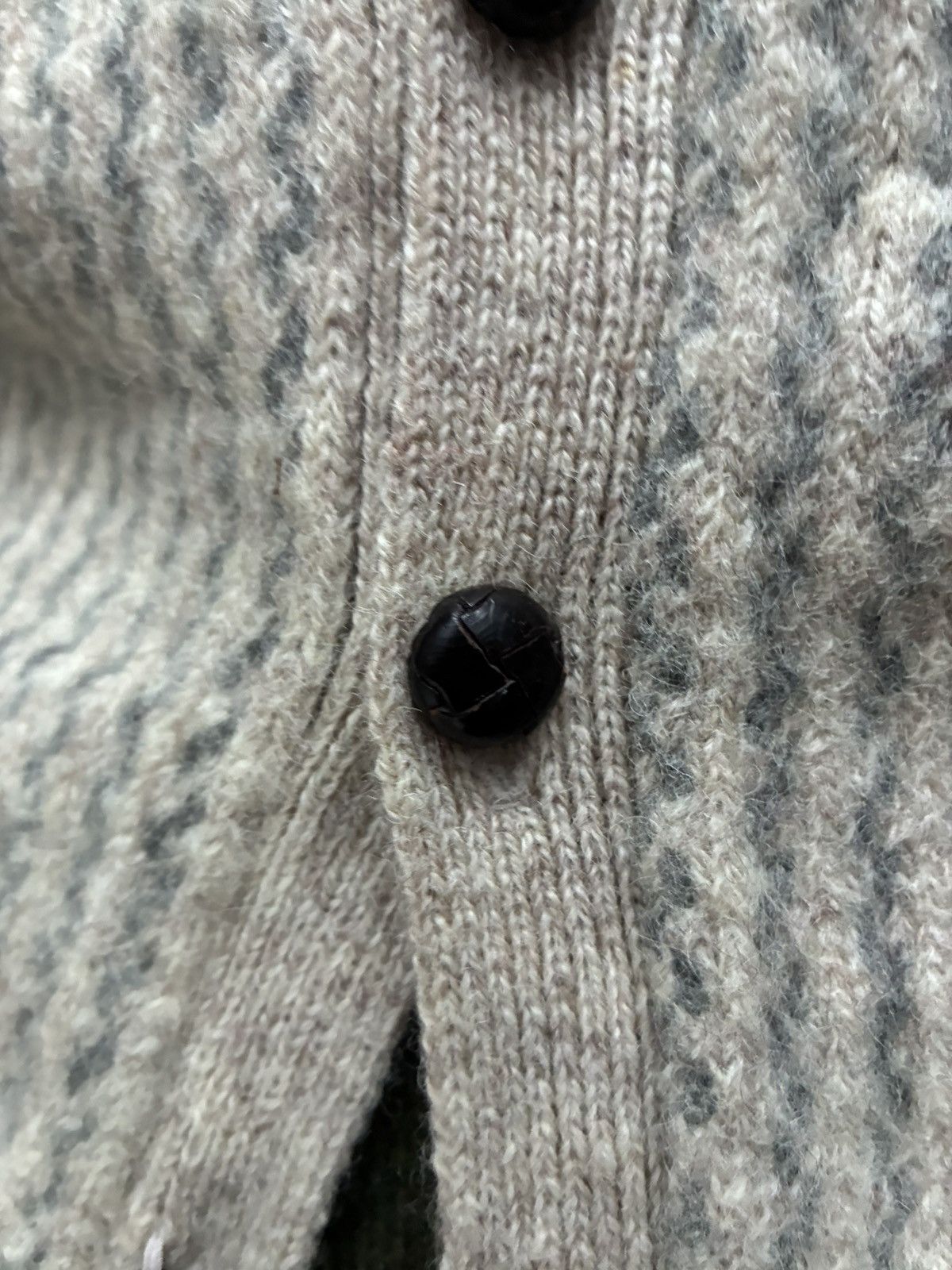 Other PURE SHETLAND WOOL BUTTONED VEST Size US L / EU 52-54 / 3 - 10 Thumbnail