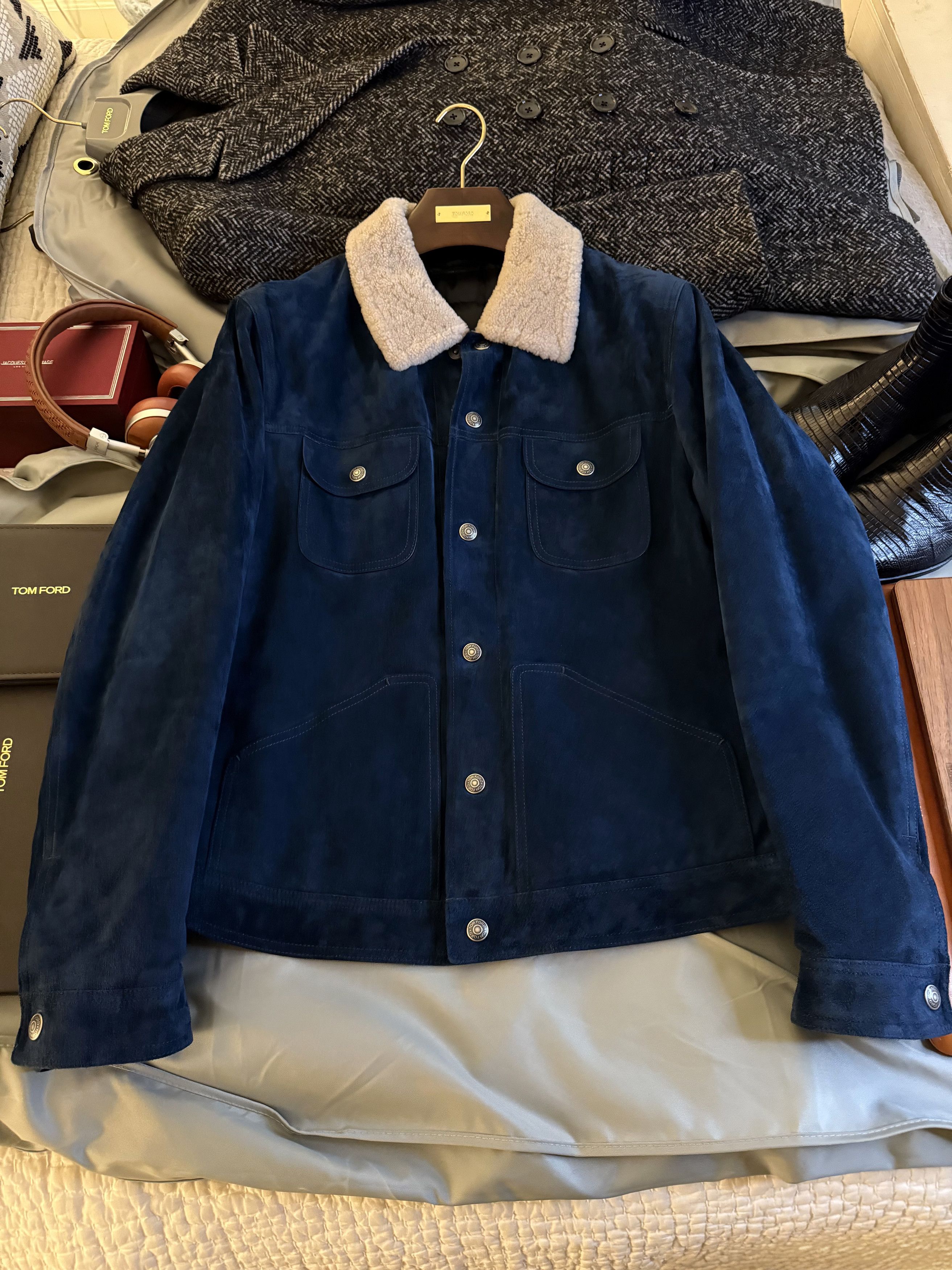 Tom Ford A-List Celeb Favorite, Coveted $9,800 w/tax Suede Shearling Size US L / EU 52-54 / 3 - 4 Thumbnail