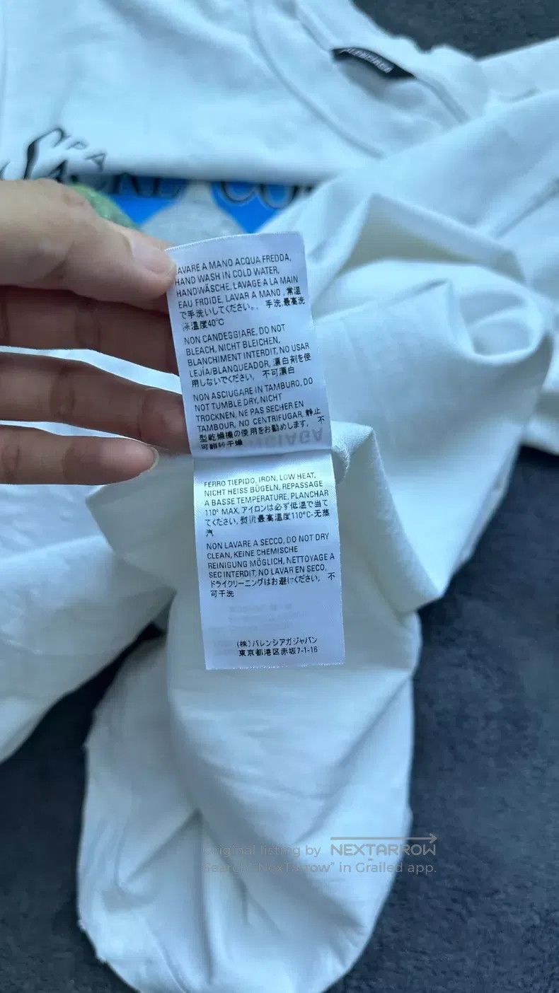 Balenciaga Balenciaga White Cathedral Castle Short Sleeve, Size M Size US M / EU 48-50 / 2 - 7 Thumbnail