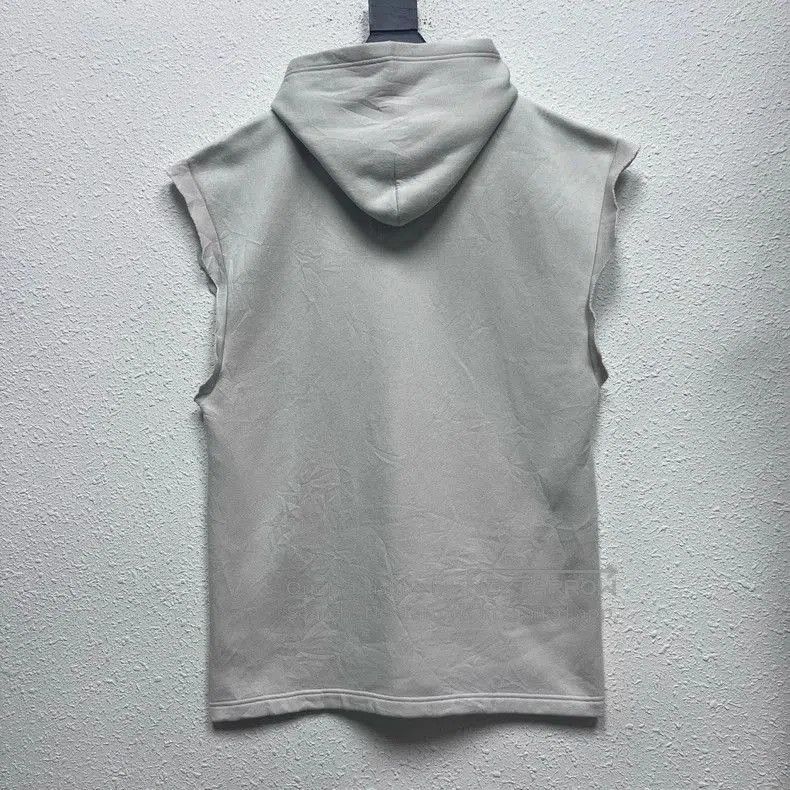 Balenciaga Balenciaga Sleeveless Embroidered Hoodie. Size US XS / EU 42 / 0 - 2 Thumbnail