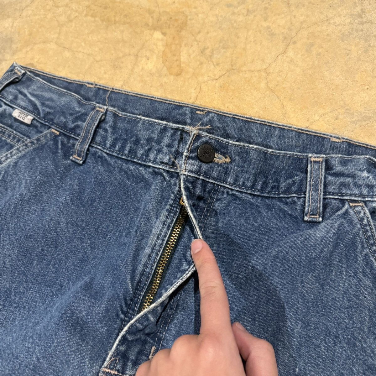 Carhartt 2000s Carhartt Faded Baggy Carpenter Jeans ERD Grunge Y2K Size US 35 - 10 Thumbnail