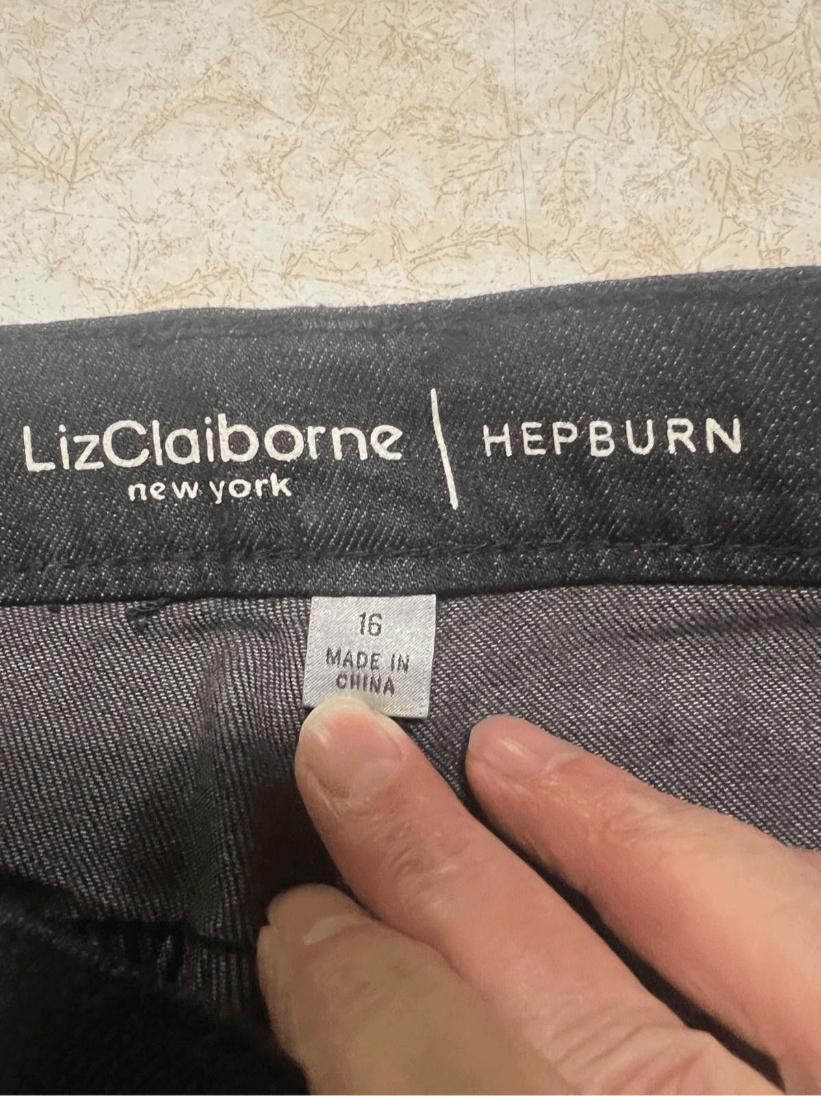 Designer Liz Claiborne Hepburn Black Jeans Sz 16 Size 38" / US 16 / IT 52 - 3 Thumbnail