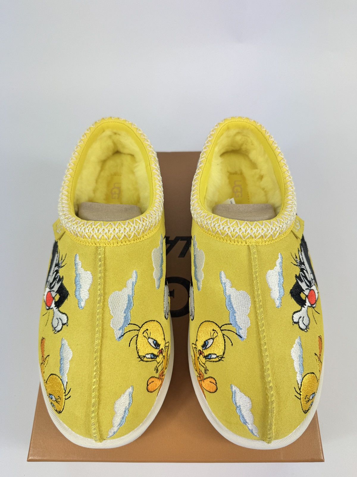 Palace × Ugg LOONEY TUNES UGGS Size US 10 / EU 43 - 3 Thumbnail