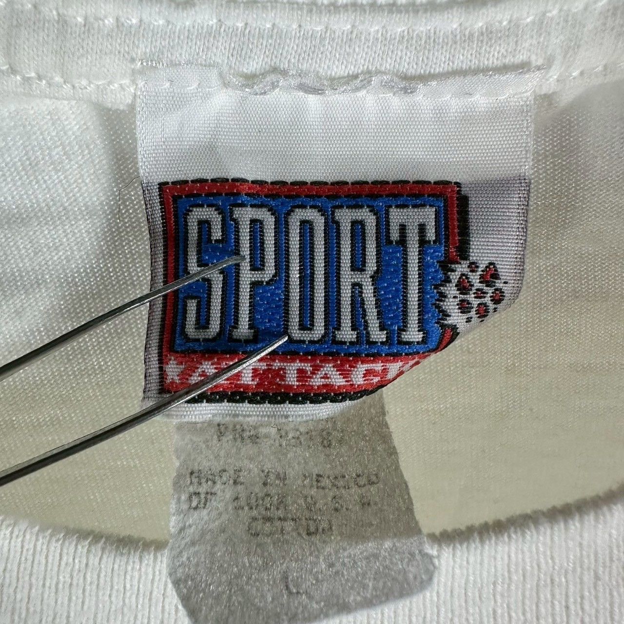 Vintage Vintage 1996 Randy Johnson Seattle Mariners MLB T-shirt Size US L / EU 52-54 / 3 - 5 Thumbnail